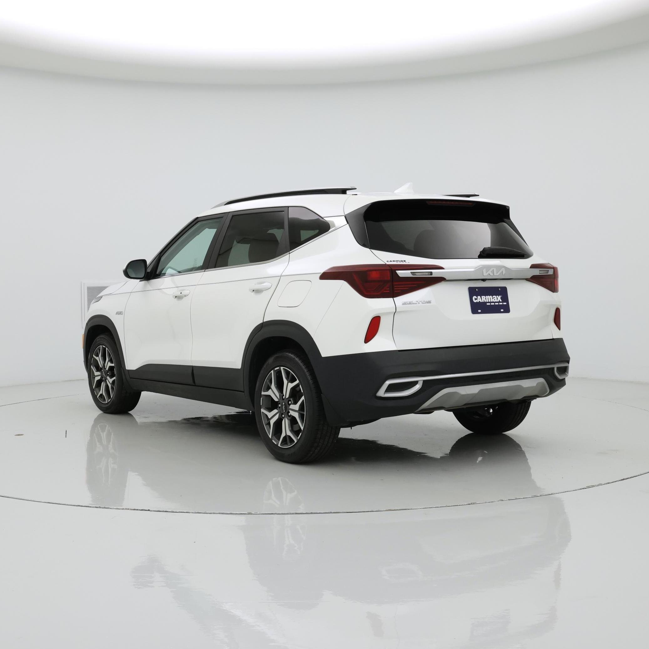 Thumbnail: 2022 Kia Seltos - 2