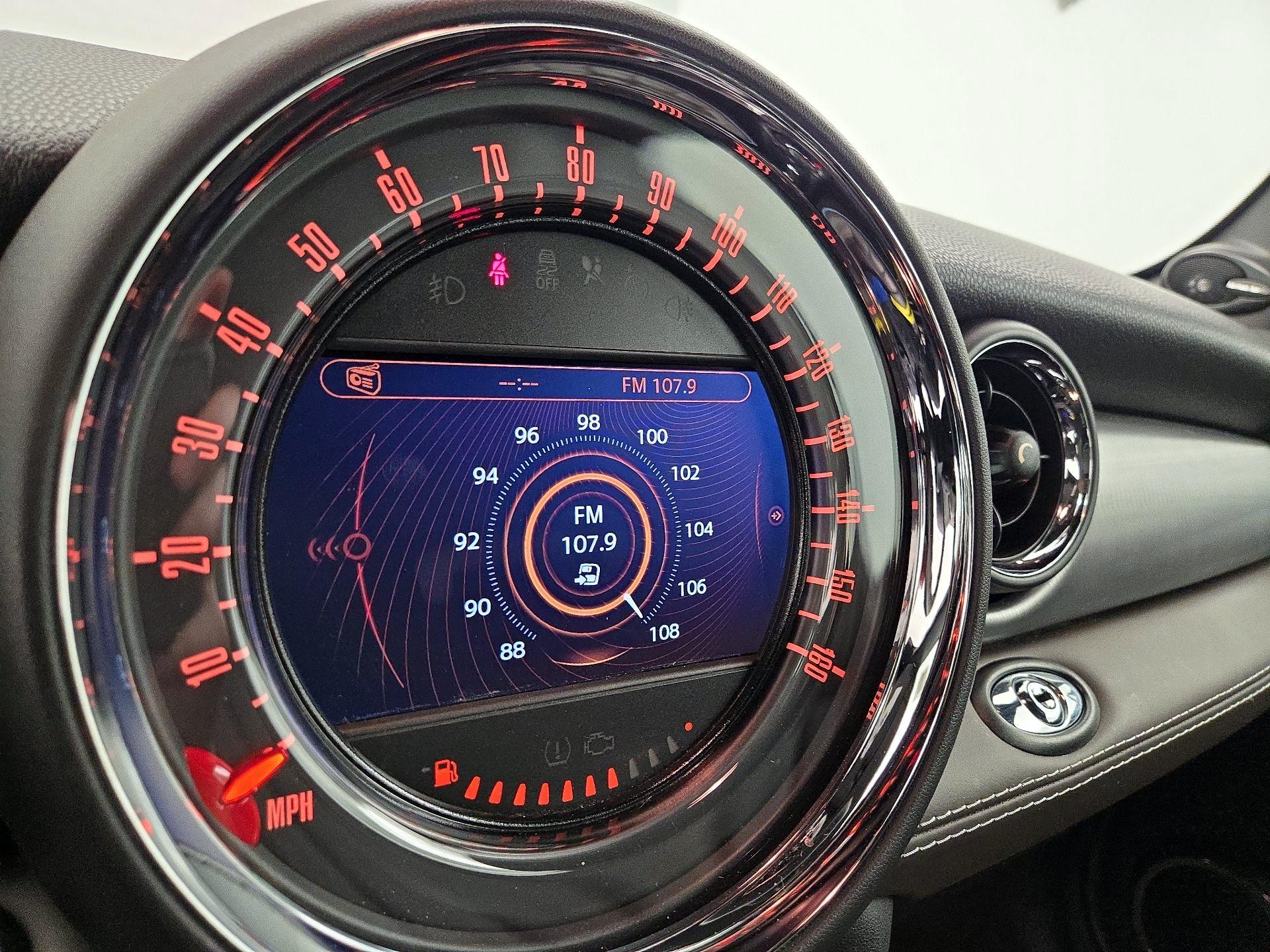 Thumbnail: 2015 MINI Cooper - 14