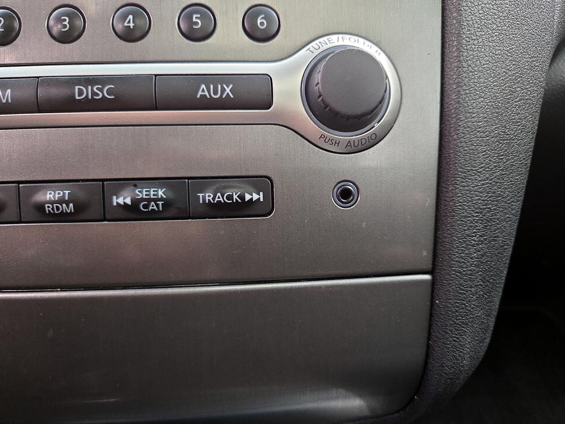 Thumbnail: 2014 Nissan Maxima - 17