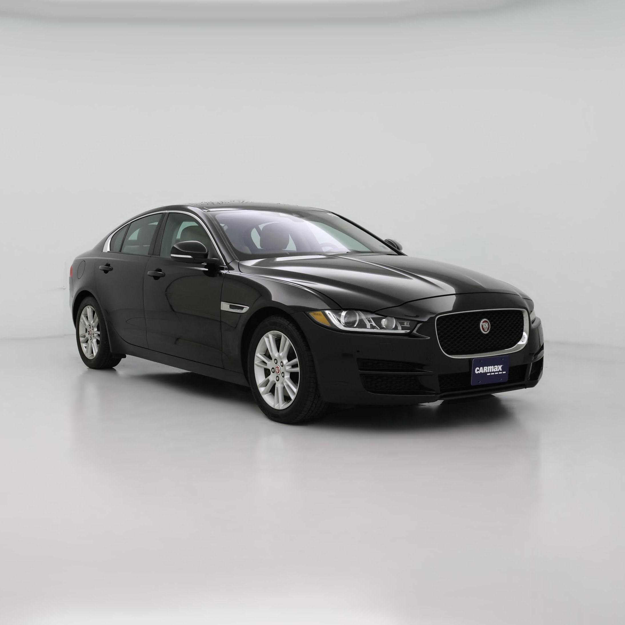 Thumbnail: 2017 Jaguar XE - 1