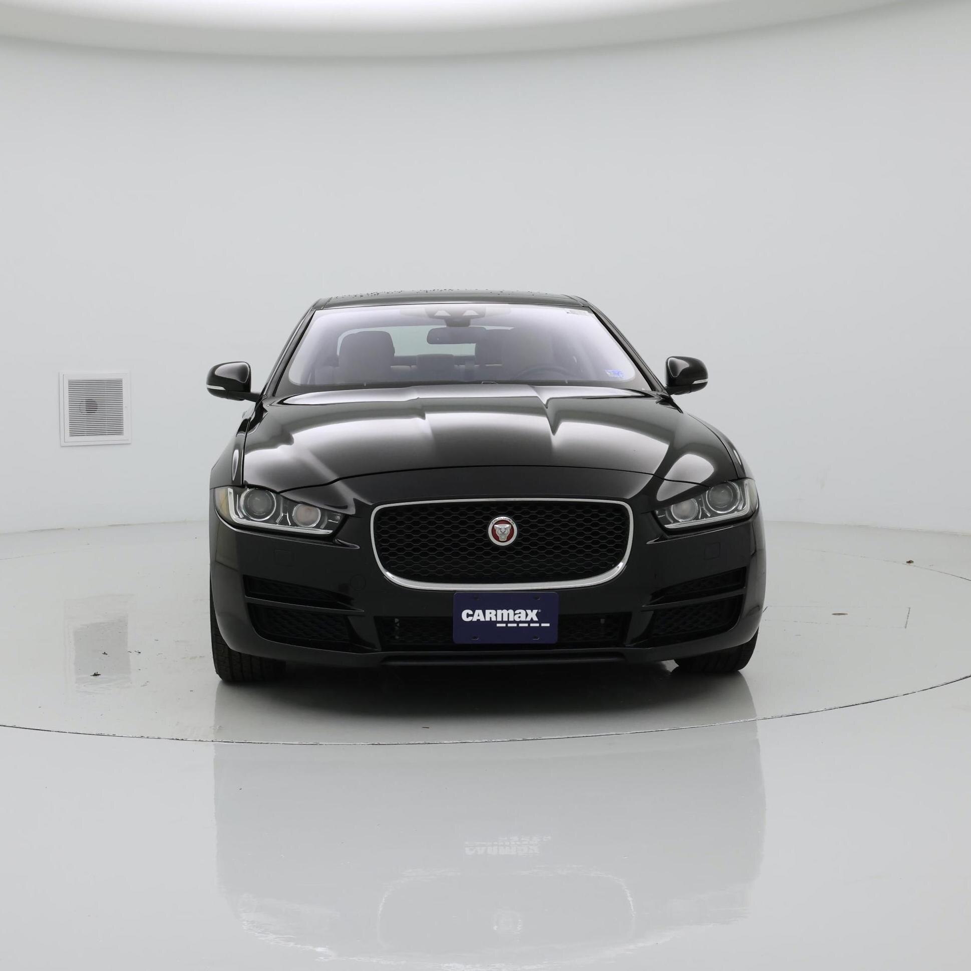 Thumbnail: 2017 Jaguar XE - 5