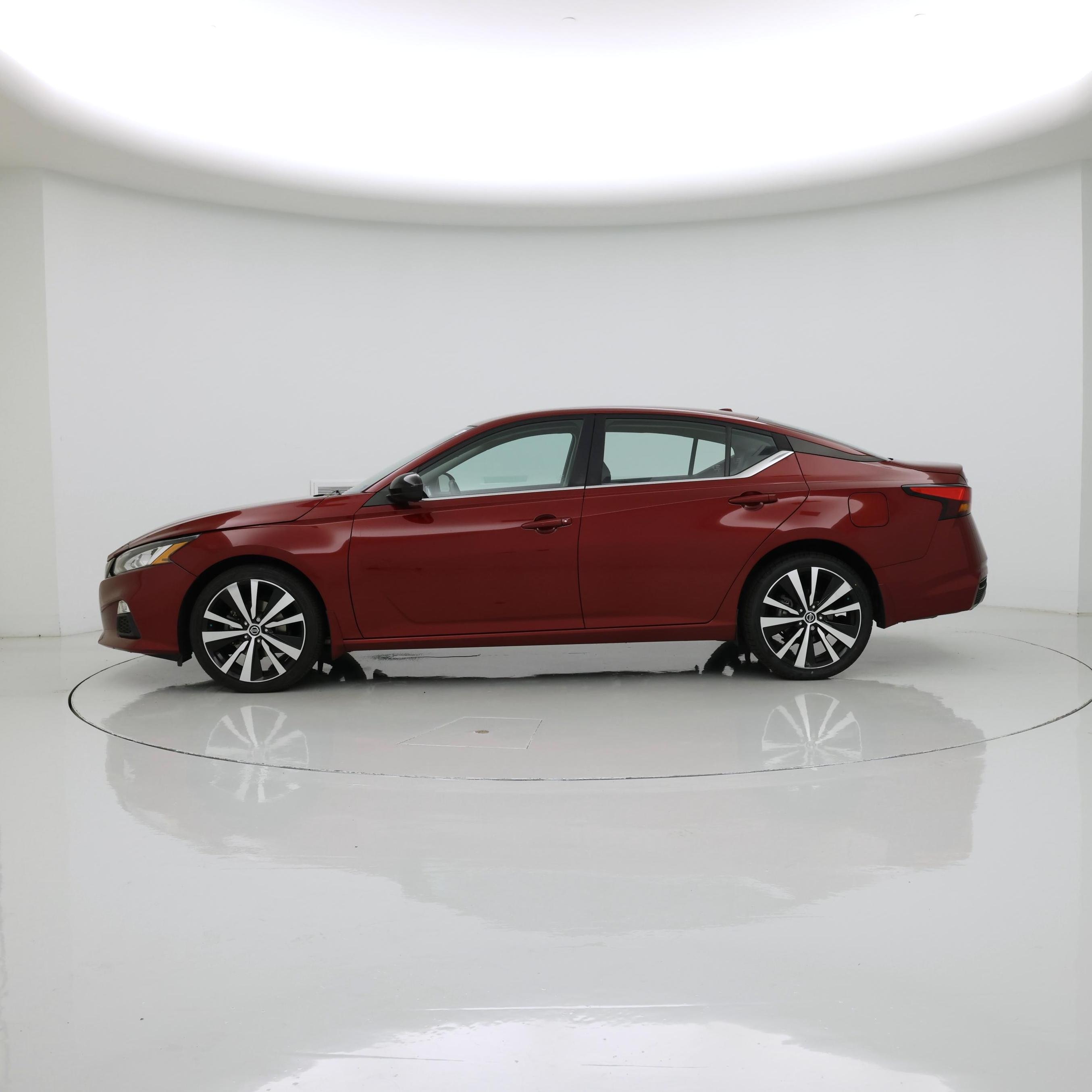 Thumbnail: 2021 Nissan Altima - 3
