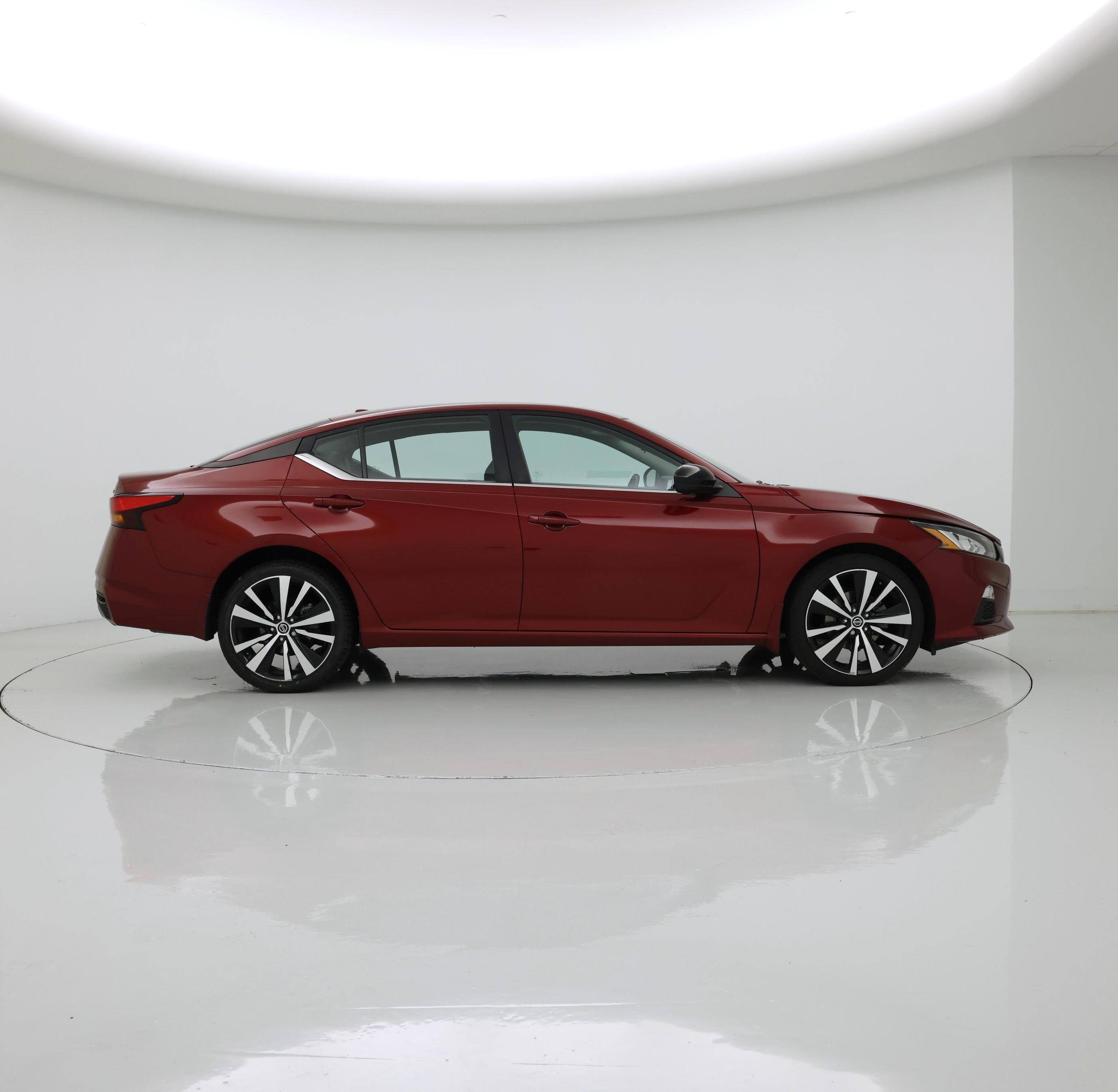 Thumbnail: 2021 Nissan Altima - 7