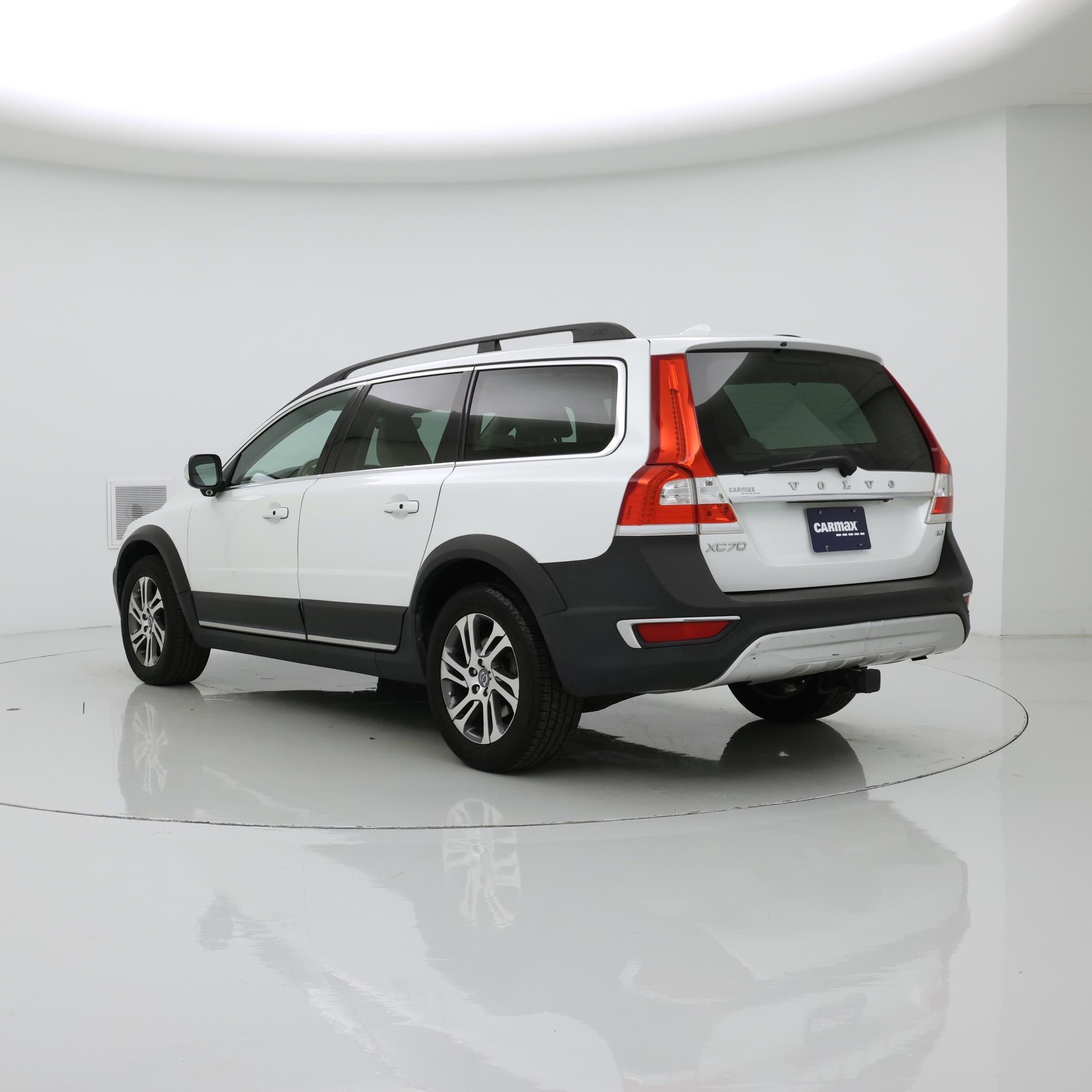 Thumbnail: 2015 Volvo XC70 - 2