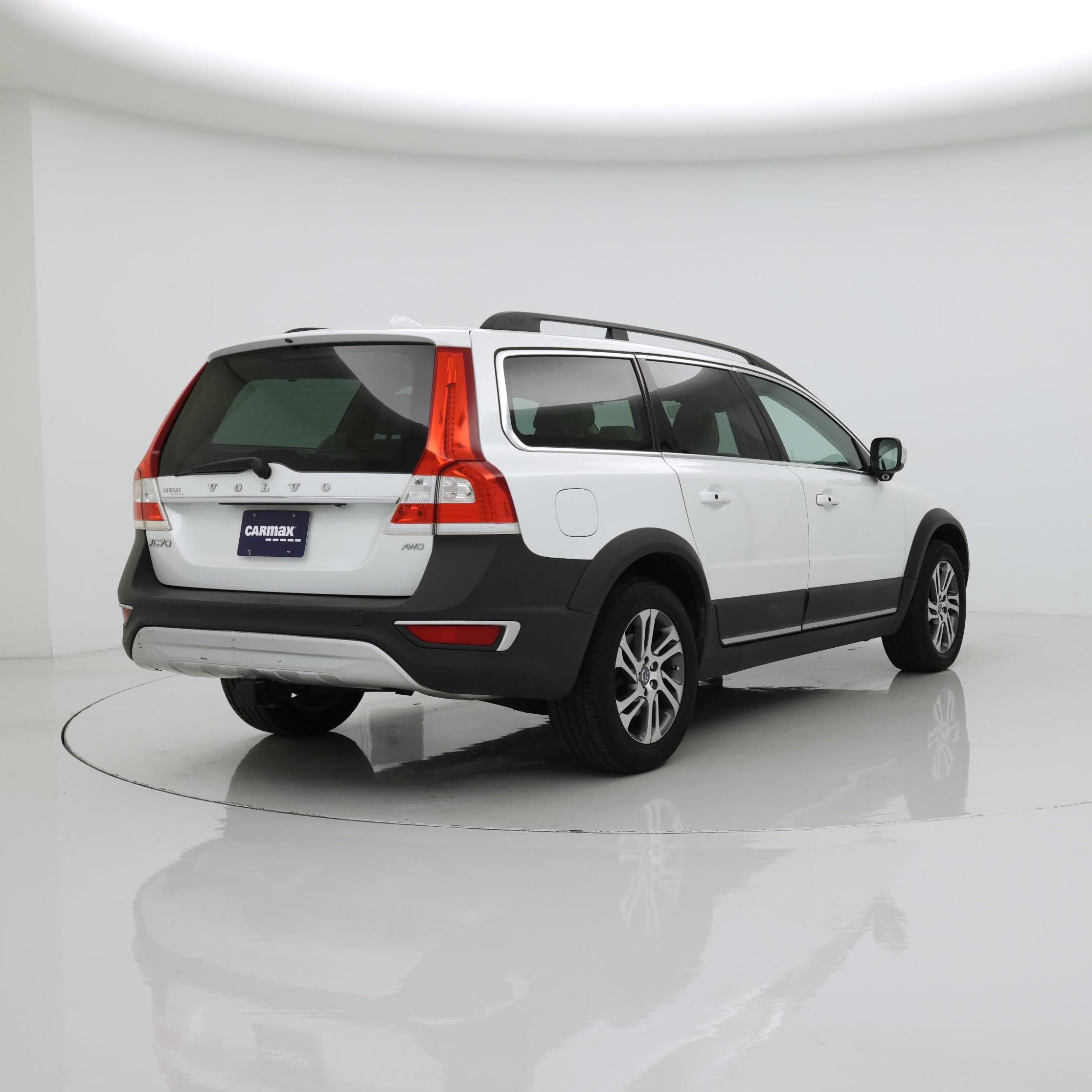 Thumbnail: 2015 Volvo XC70 - 8