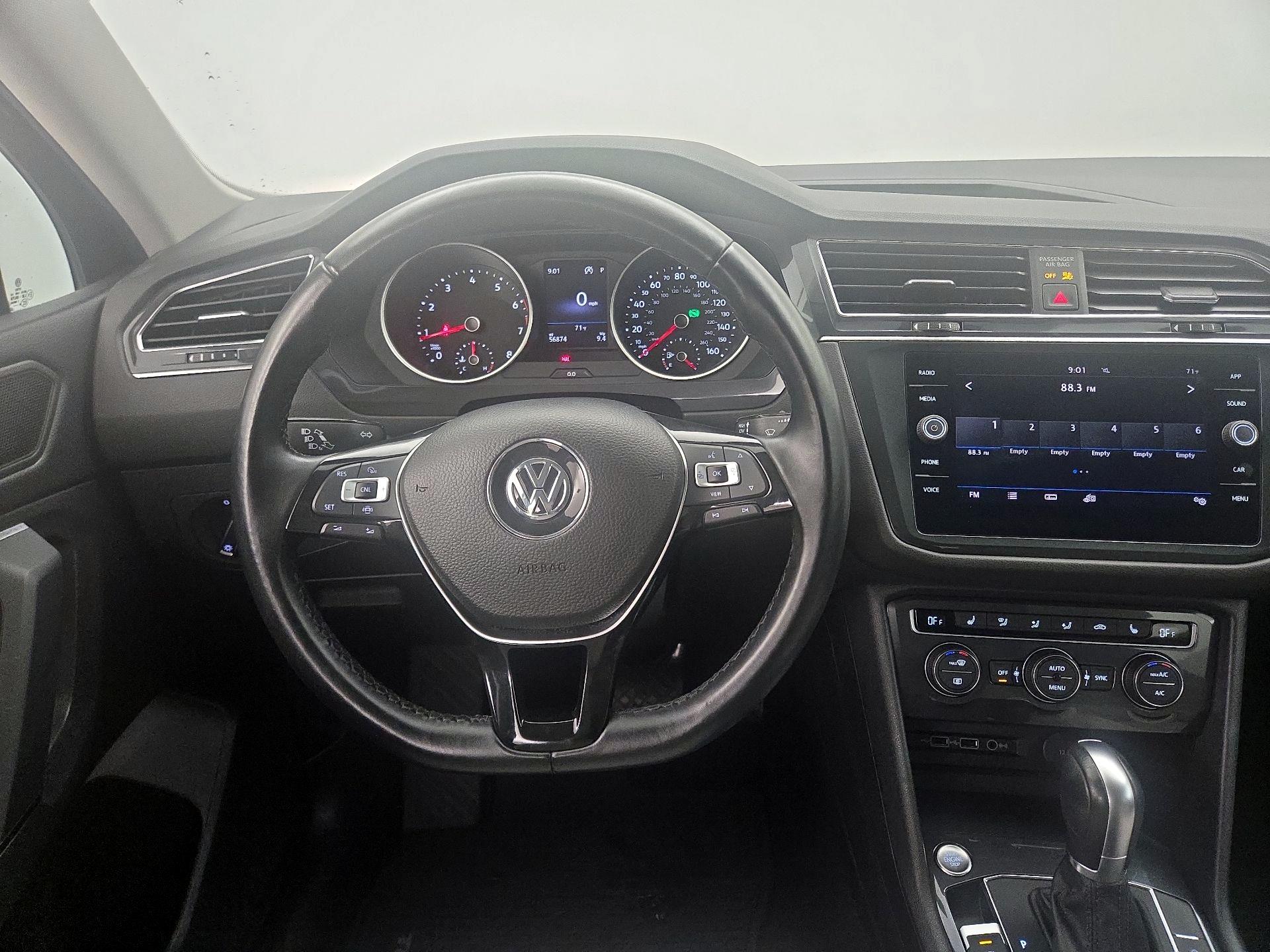 Thumbnail: 2019 Volkswagen Tiguan - 10