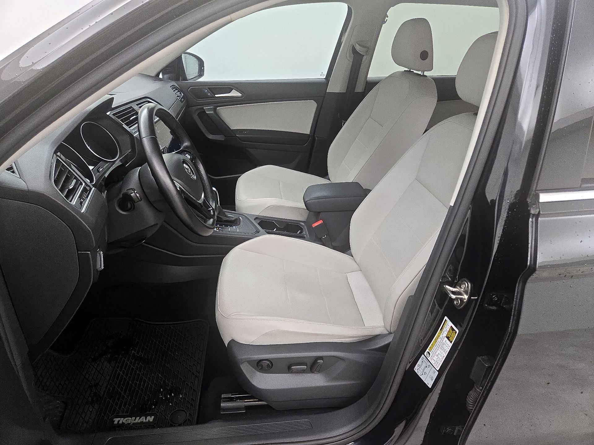 Thumbnail: 2019 Volkswagen Tiguan - 11