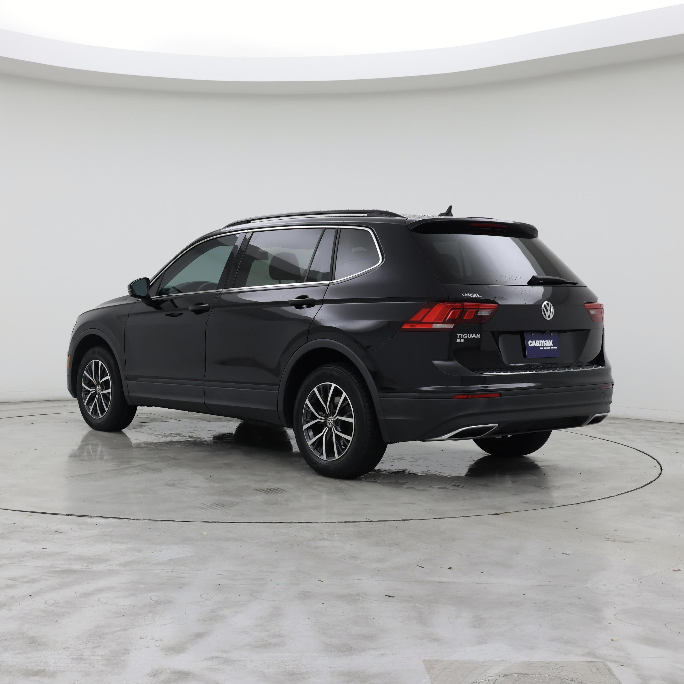 Thumbnail: 2019 Volkswagen Tiguan - 2