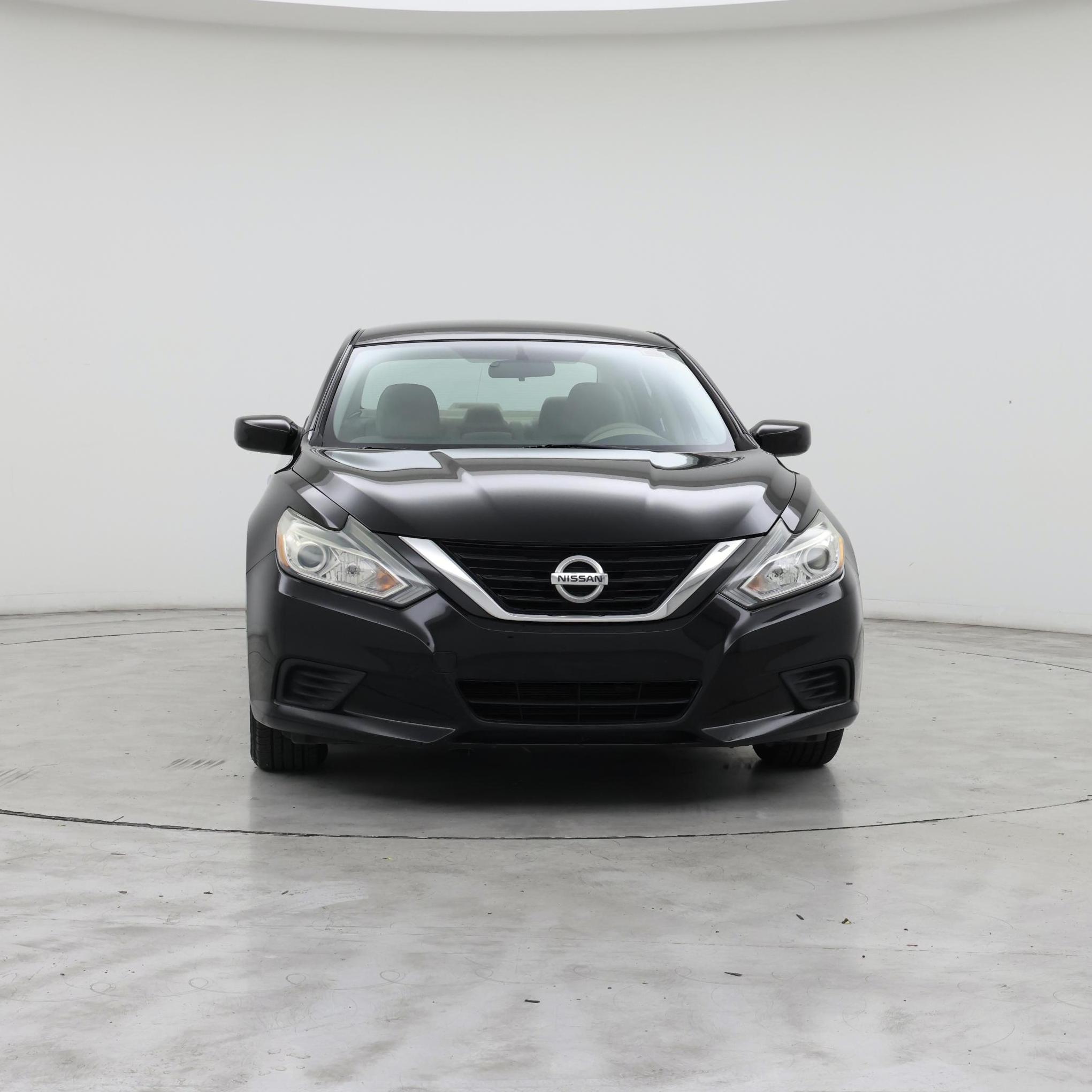 Thumbnail: 2017 Nissan Altima - 5