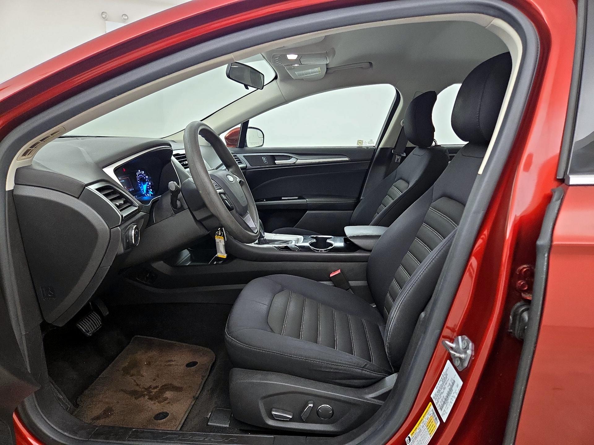 Thumbnail: 2014 Ford Fusion - 9