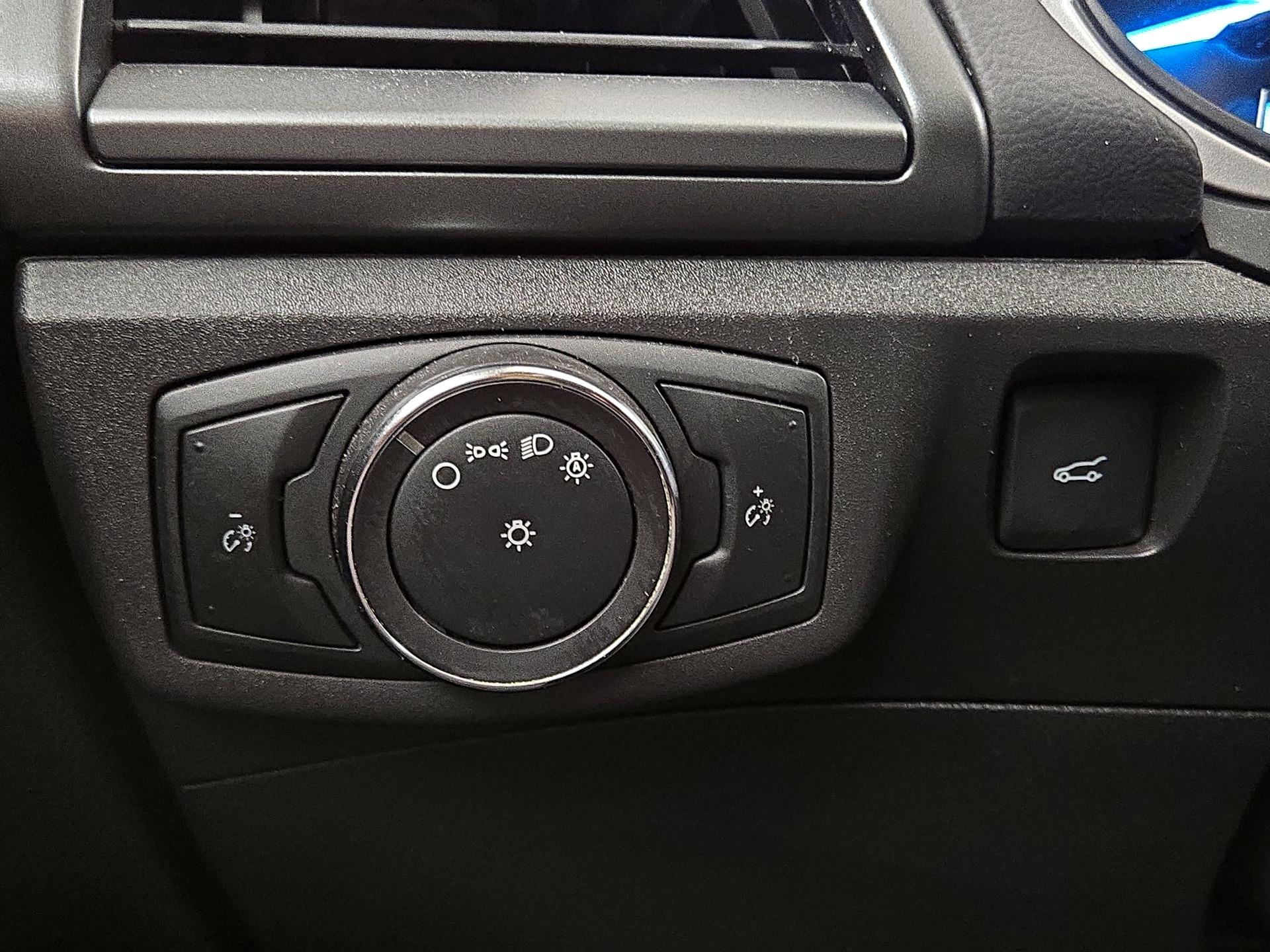 Thumbnail: 2014 Ford Fusion - 11
