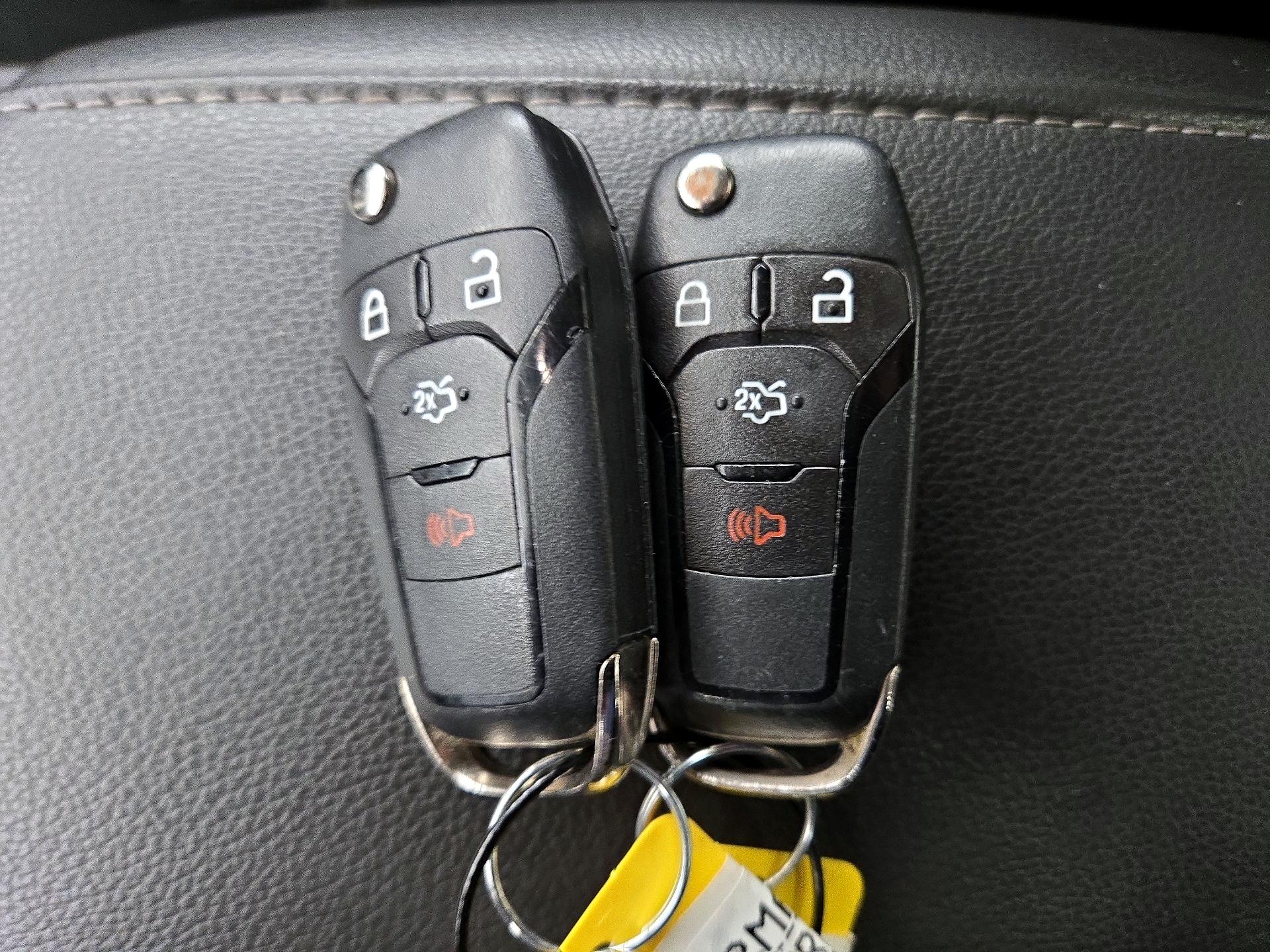 Thumbnail: 2014 Ford Fusion - 19