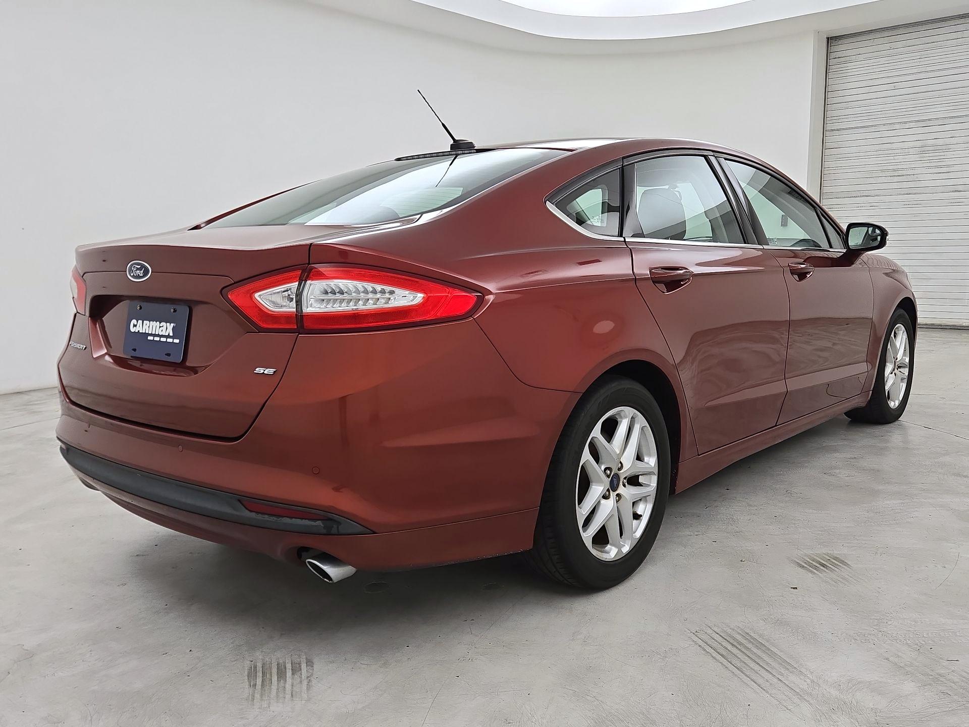 Thumbnail: 2014 Ford Fusion - 5