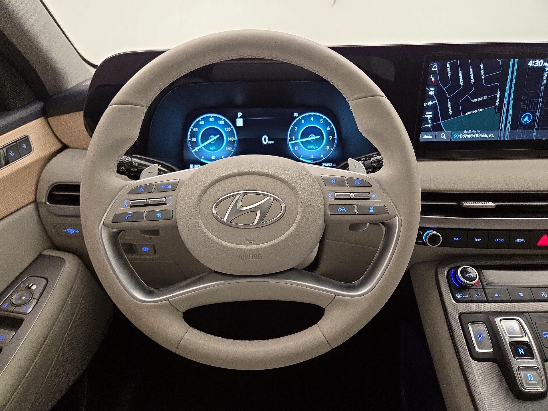Thumbnail: 2023 Hyundai Palisade - 10