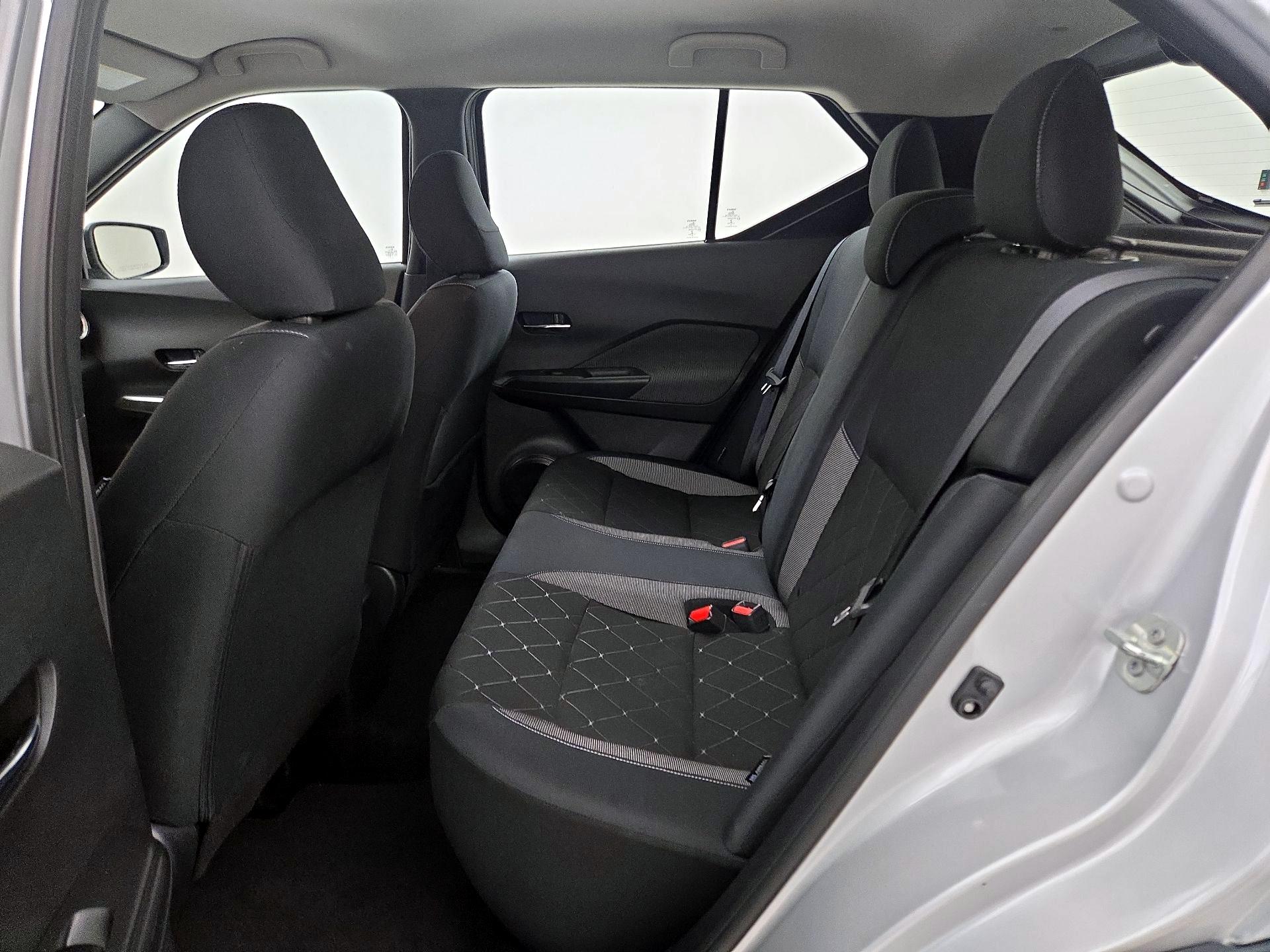 Thumbnail: 2020 Nissan Kicks - 19