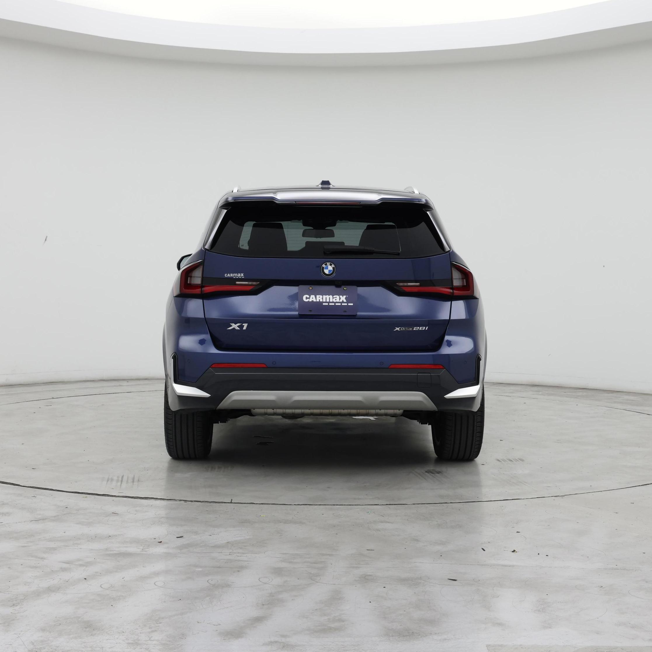 Thumbnail: 2023 BMW X1 - 6