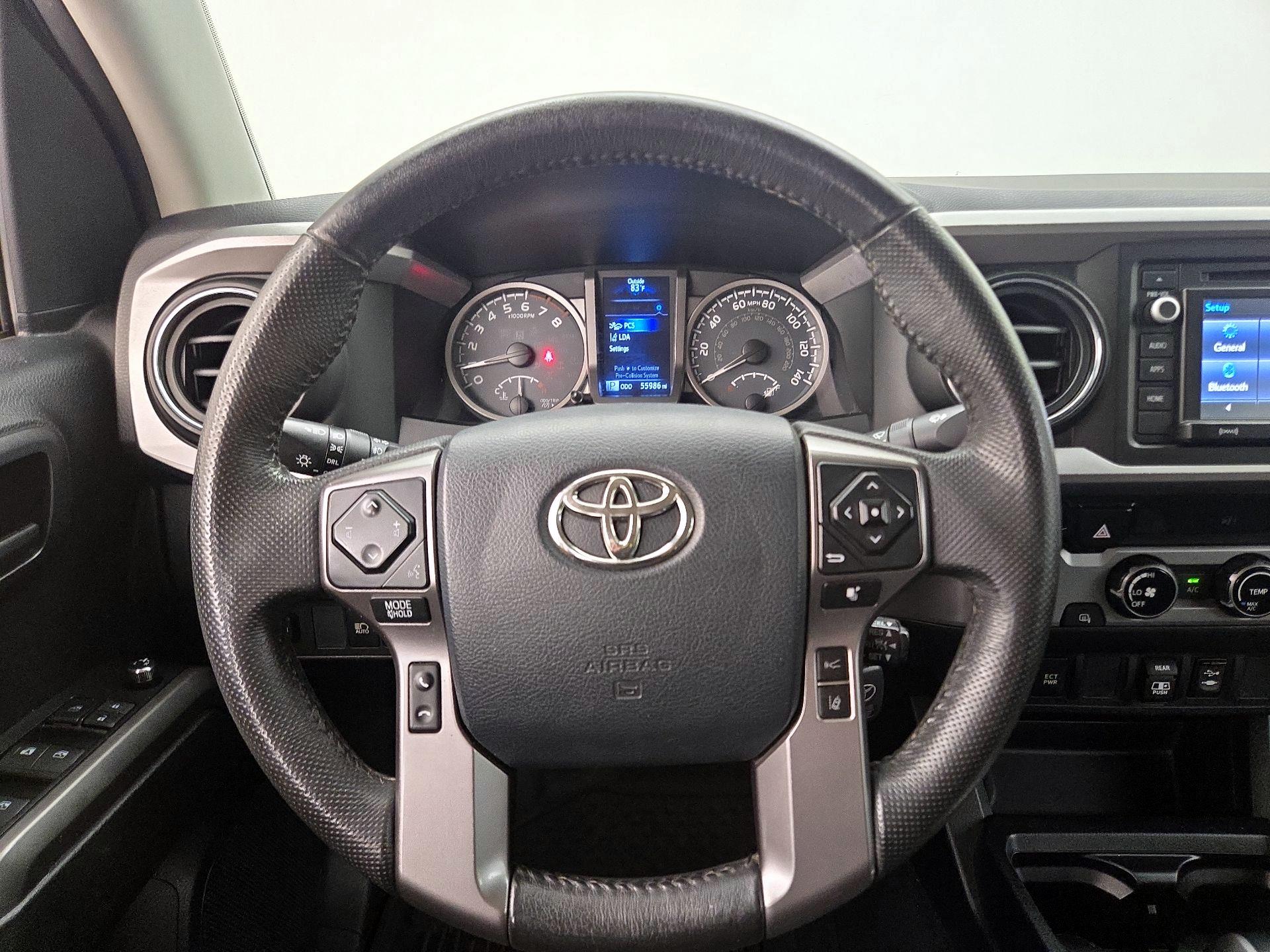 Thumbnail: 2018 Toyota Tacoma - 10