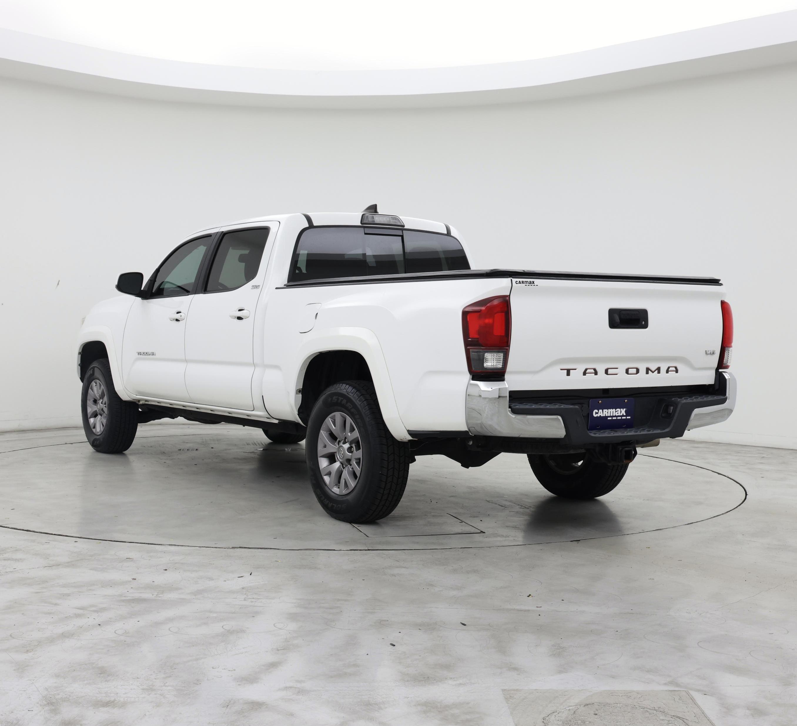 Thumbnail: 2018 Toyota Tacoma - 2