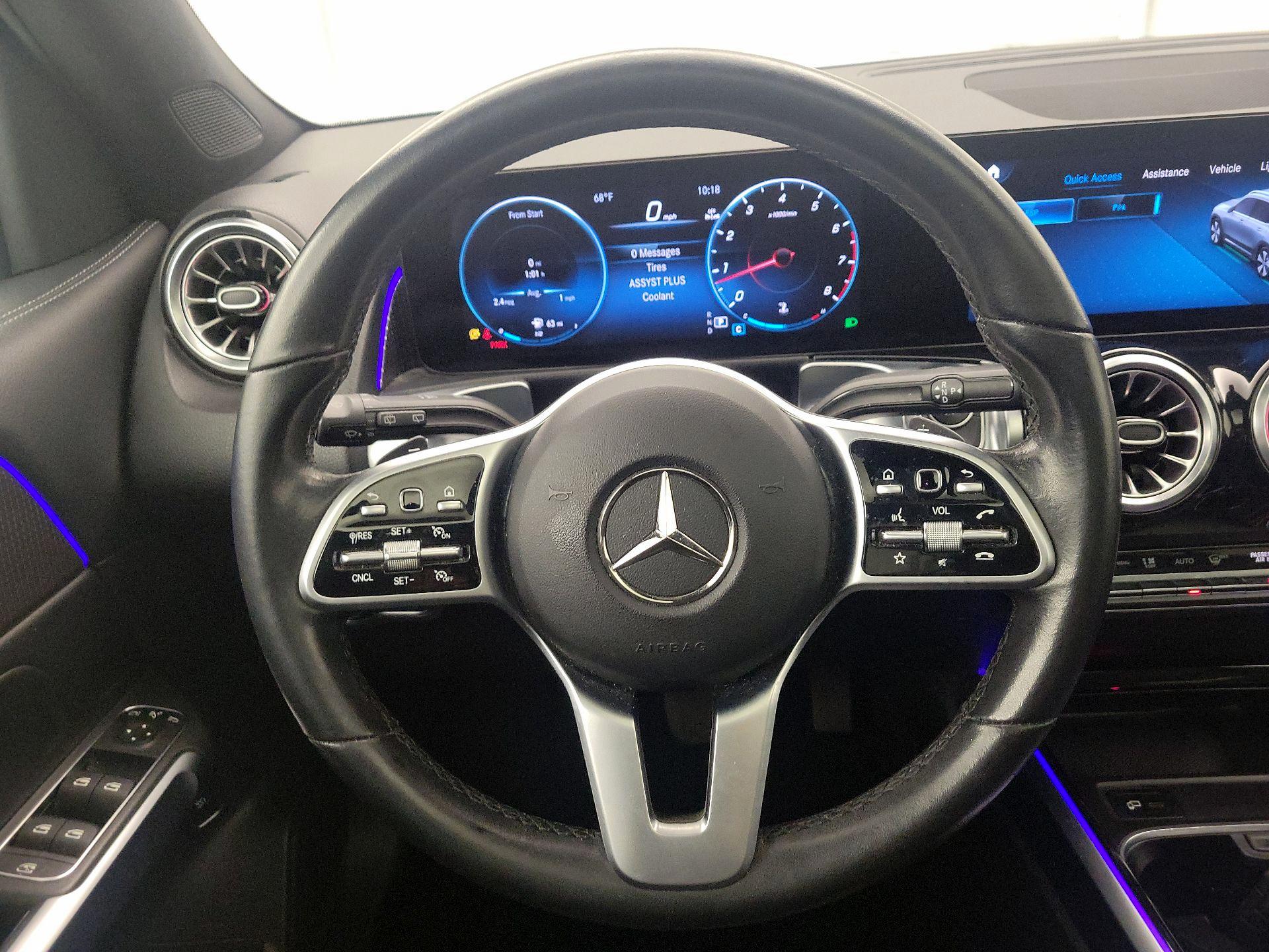 Thumbnail: 2023 Mercedes-Benz GLB - 10