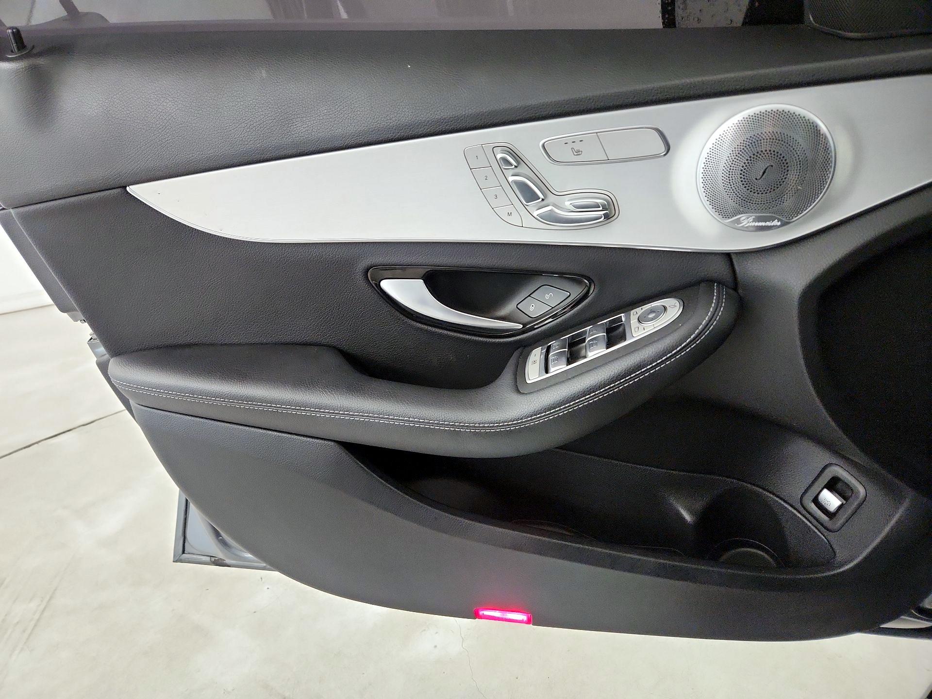 Thumbnail: 2021 Mercedes-Benz C-Class - 12