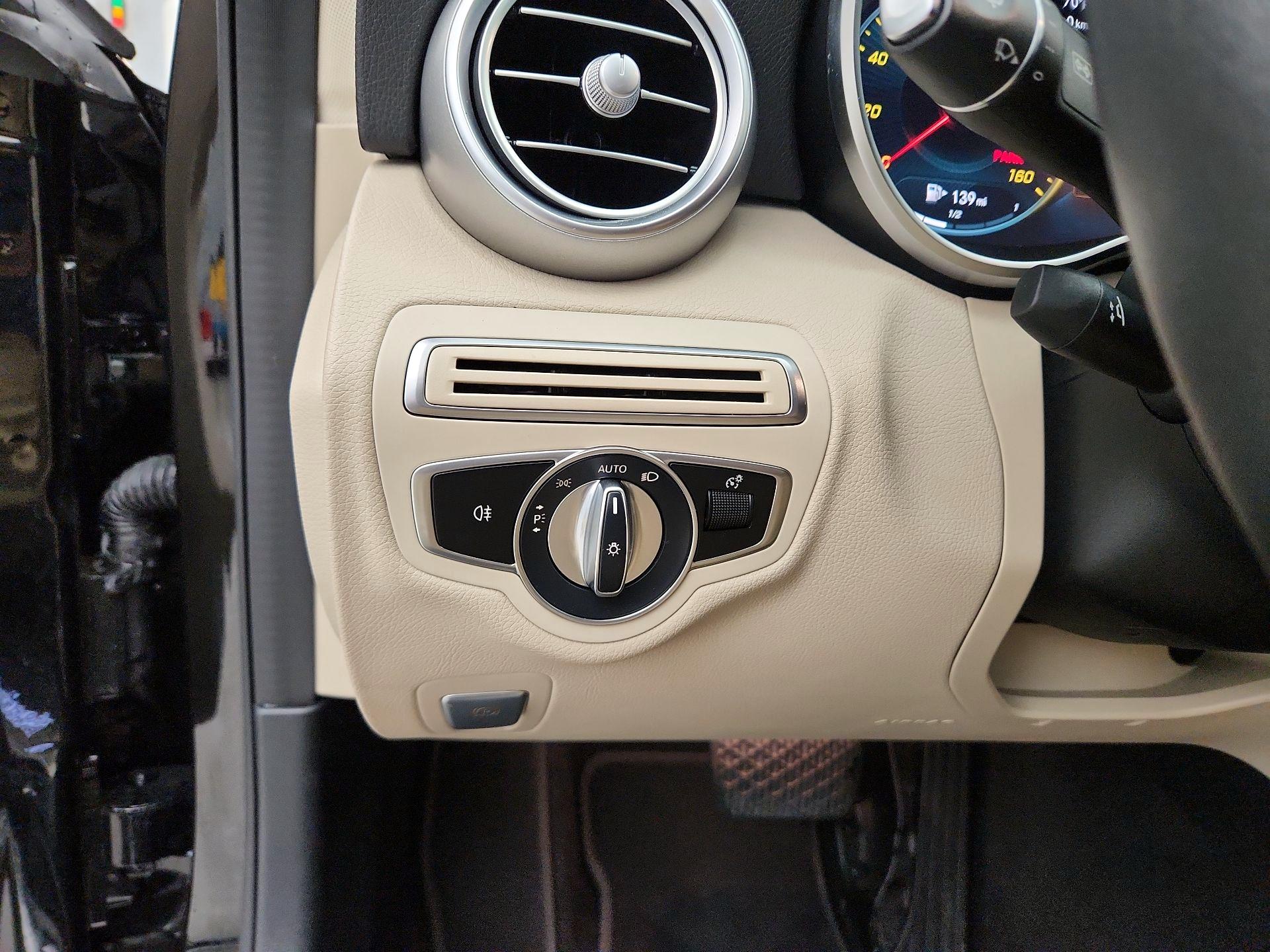 Thumbnail: 2021 Mercedes-Benz C-Class - 13