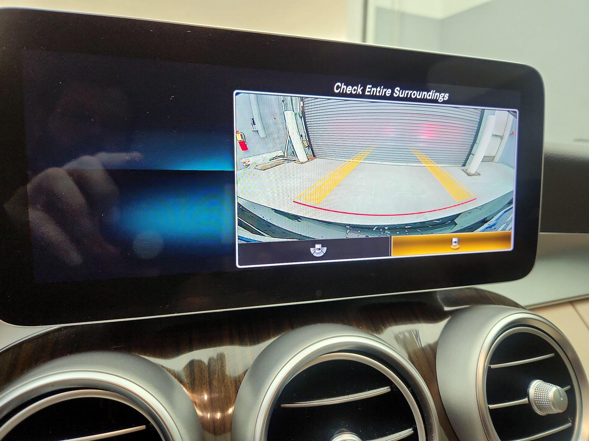 Thumbnail: 2021 Mercedes-Benz C-Class - 14