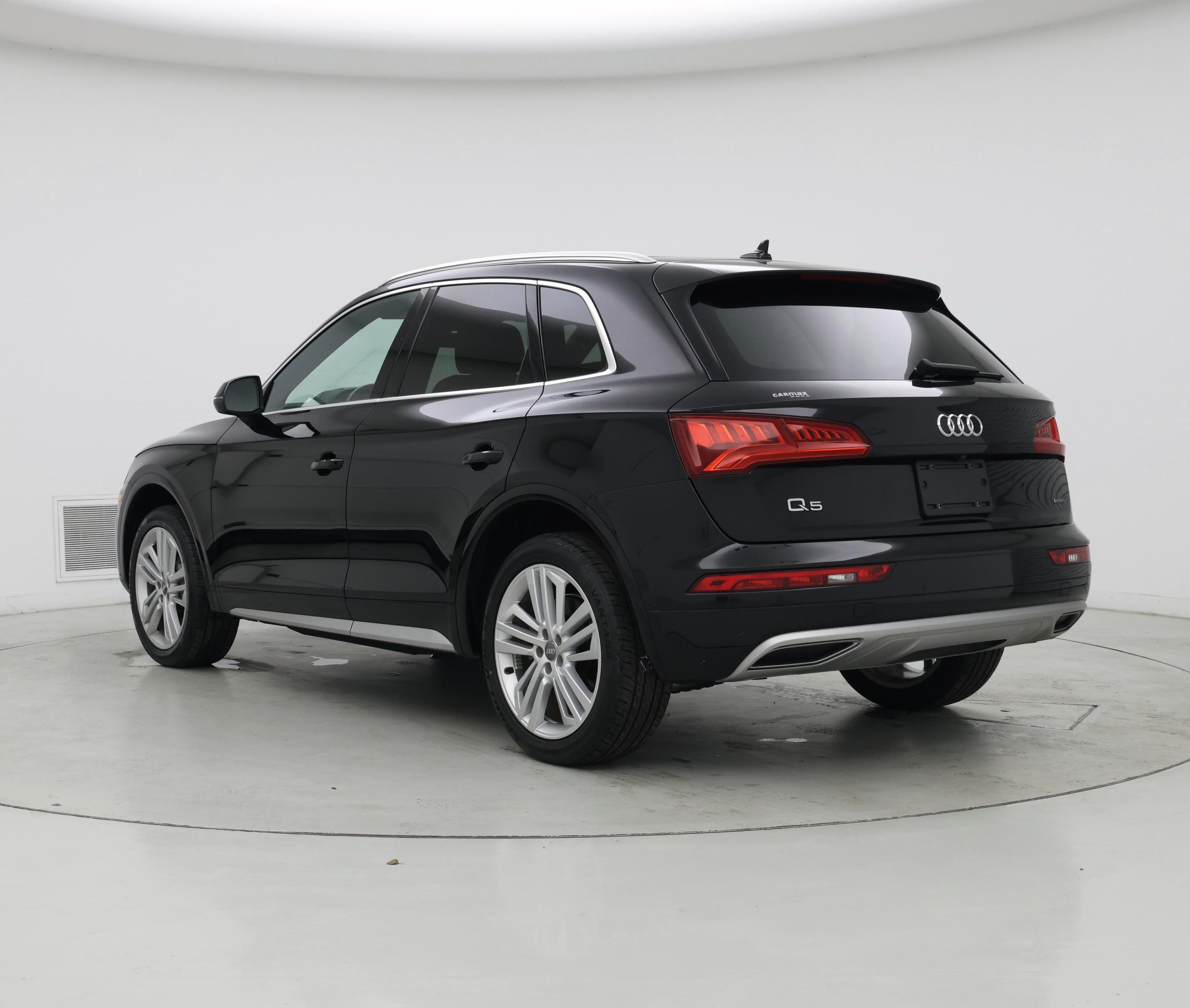 Thumbnail: 2020 Audi Q5 - 2