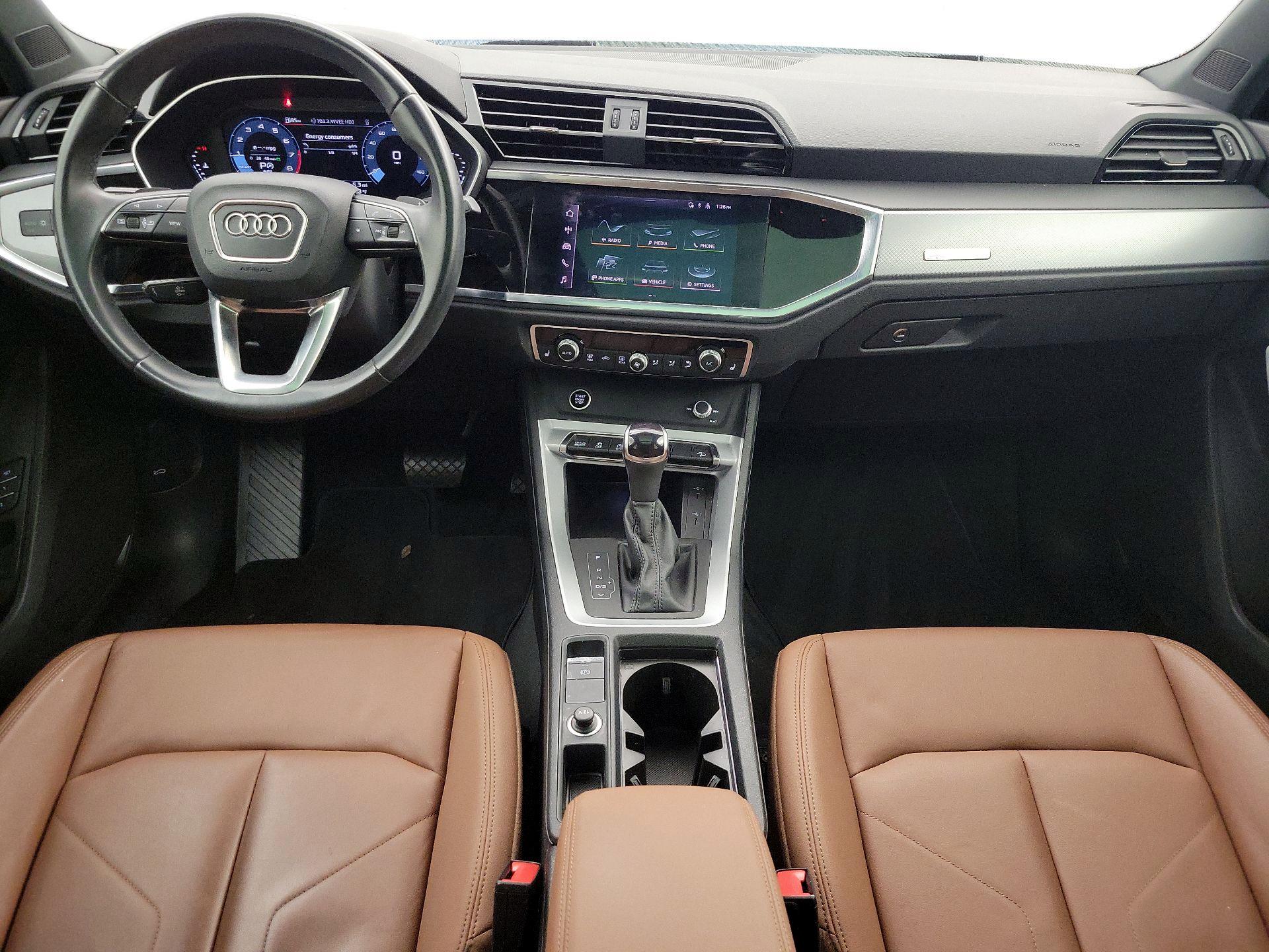 Thumbnail: 2022 Audi Q3 - 9