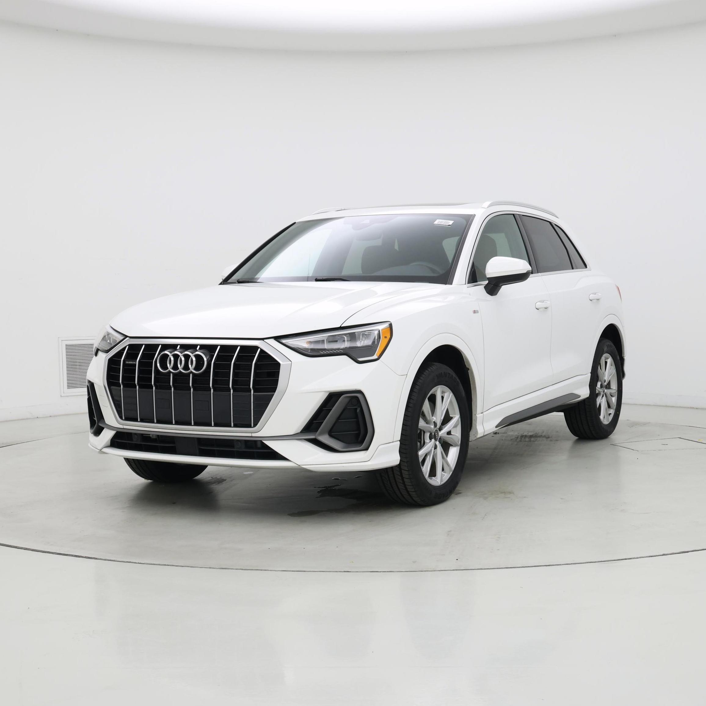 Thumbnail: 2022 Audi Q3 - 4