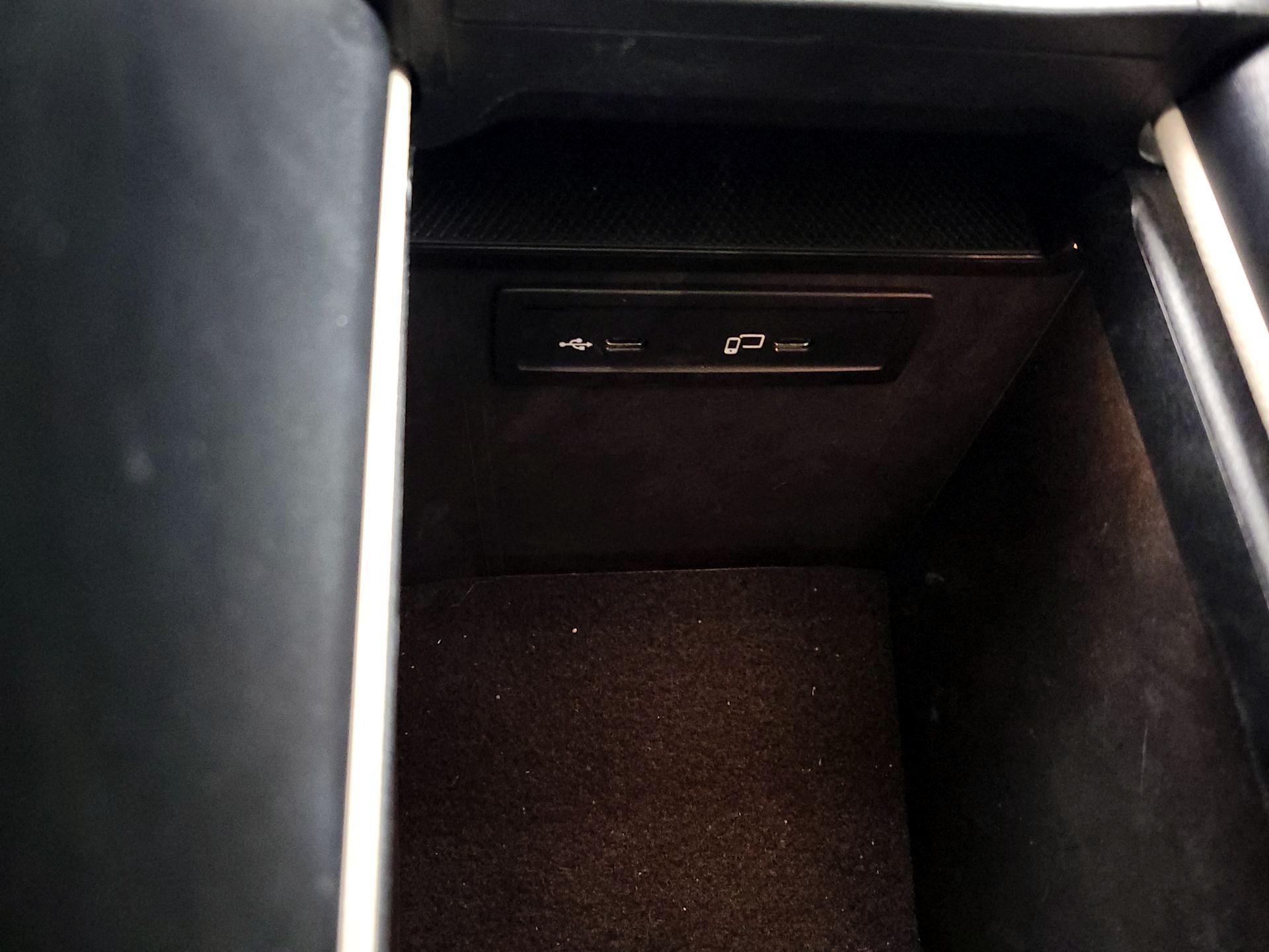 Thumbnail: 2022 Mercedes-Benz GLC - 18