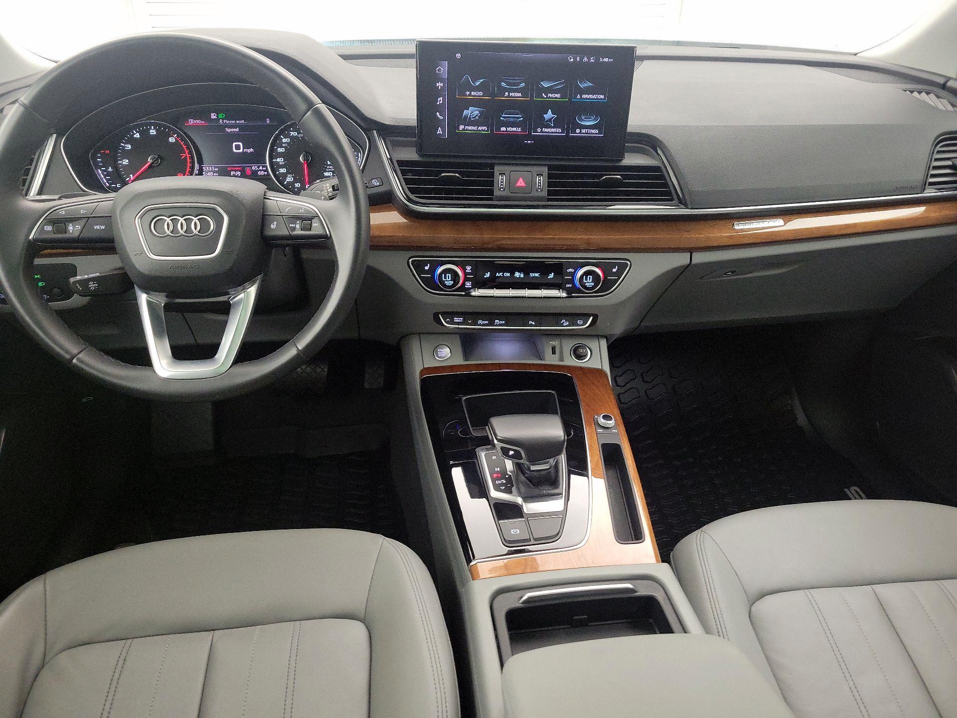 Thumbnail: 2022 Audi Q5 - 9