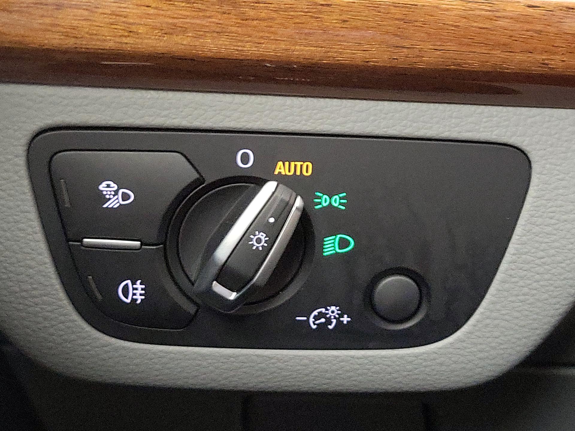 Thumbnail: 2022 Audi Q5 - 13