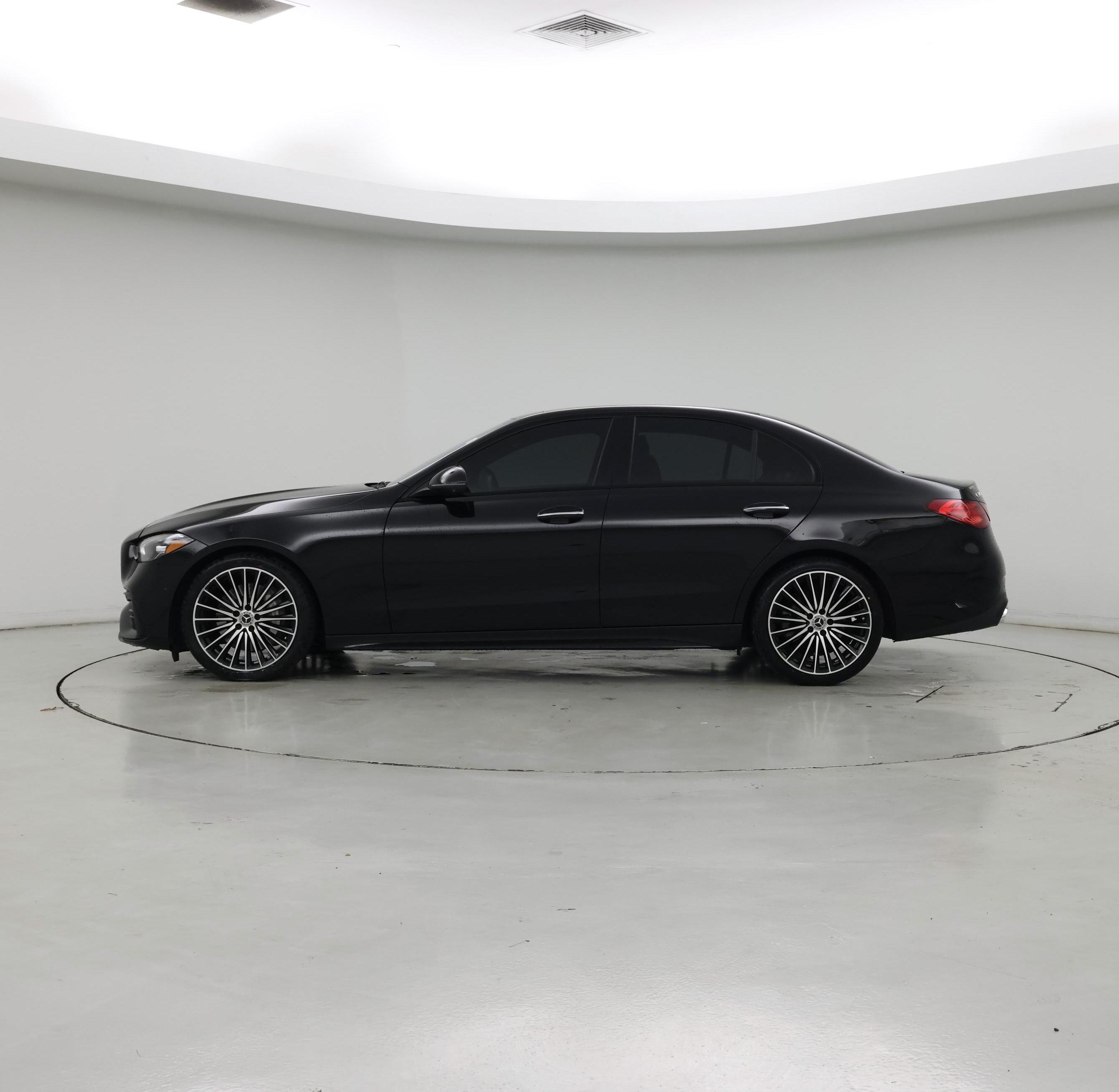 Thumbnail: 2023 Mercedes-Benz C-Class - 3