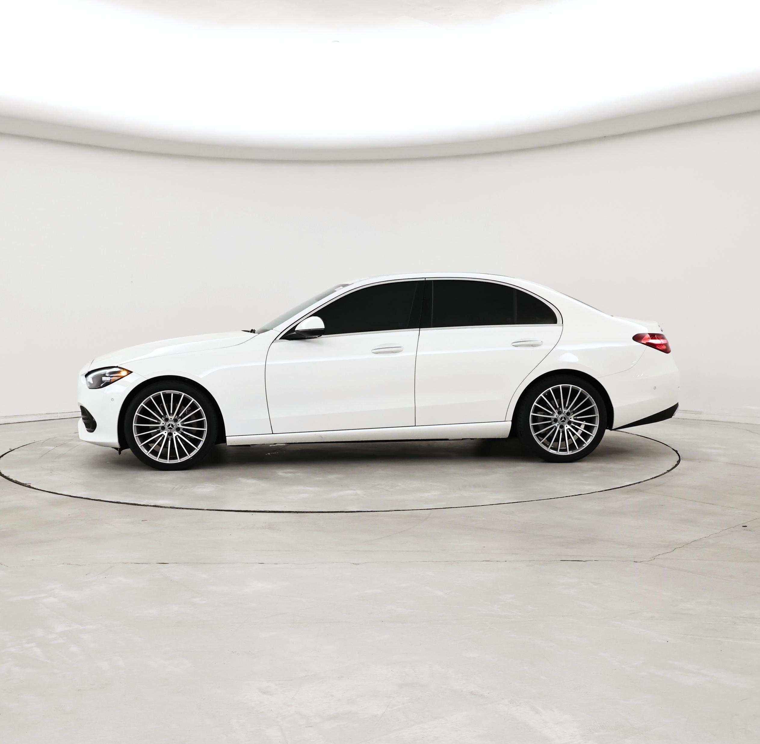 Thumbnail: 2024 Mercedes-Benz C-Class - 3