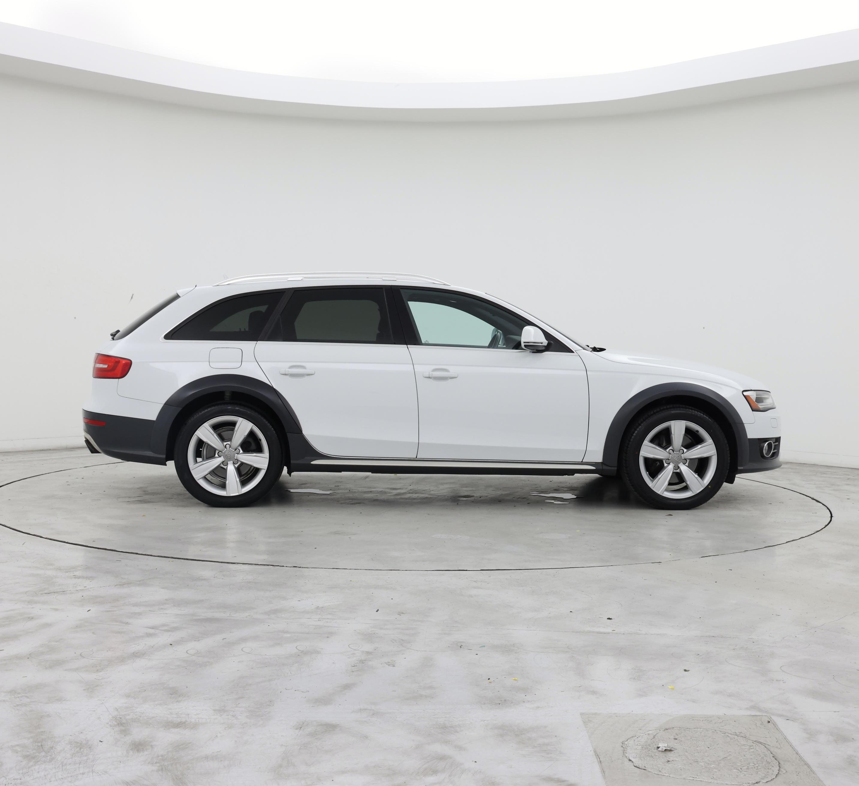 Thumbnail: 2015 Audi Allroad - 7