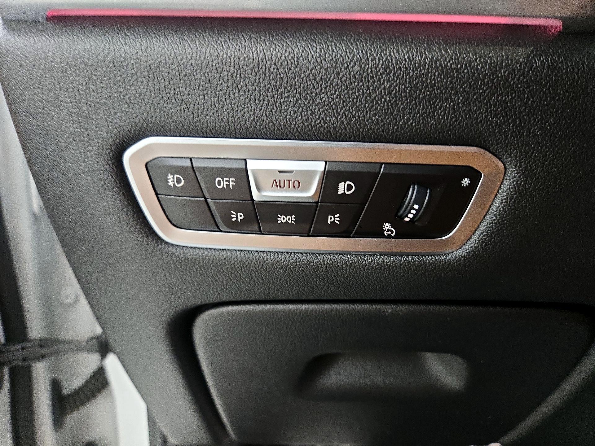 Thumbnail: 2019 BMW X7 - 13