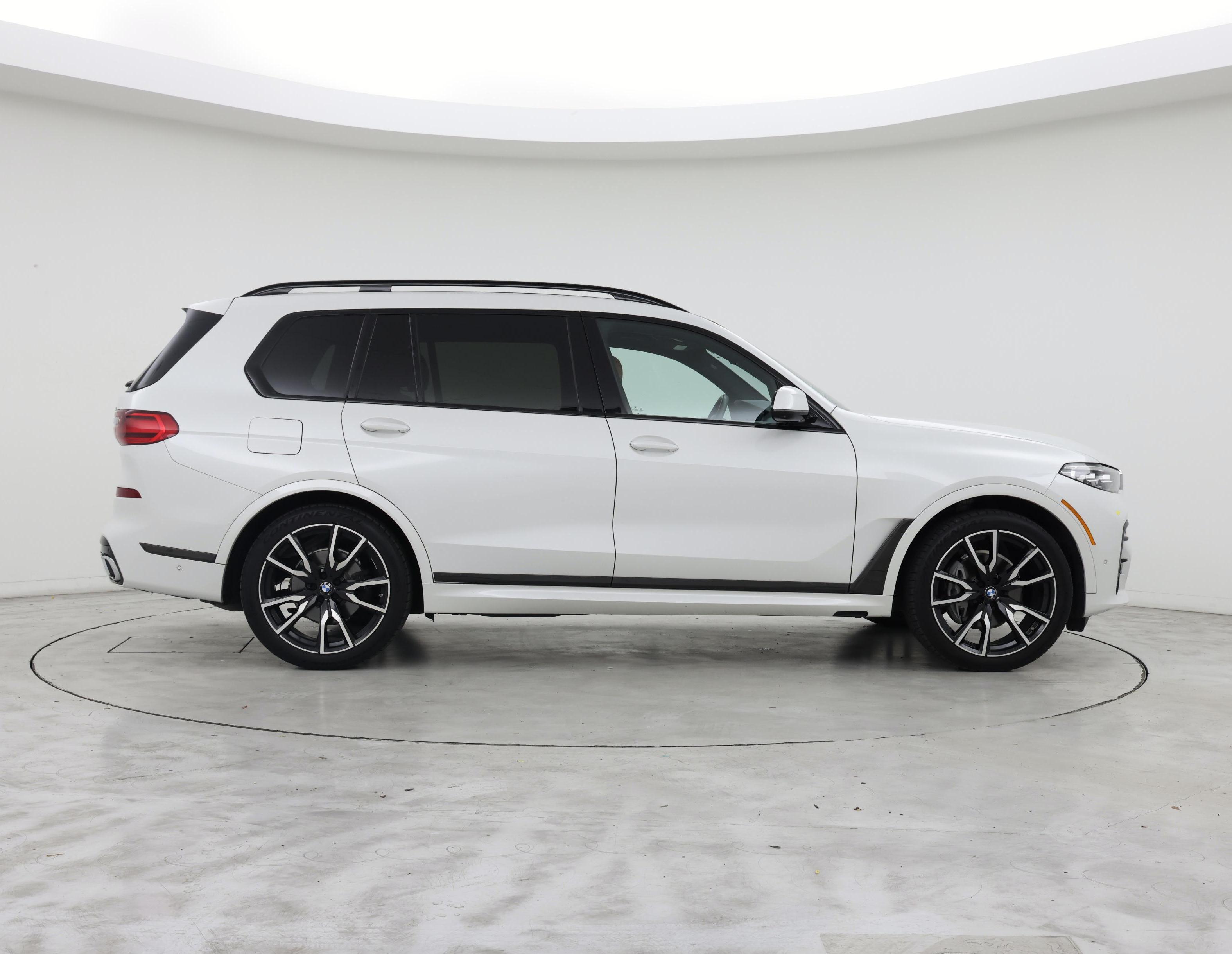Thumbnail: 2019 BMW X7 - 7
