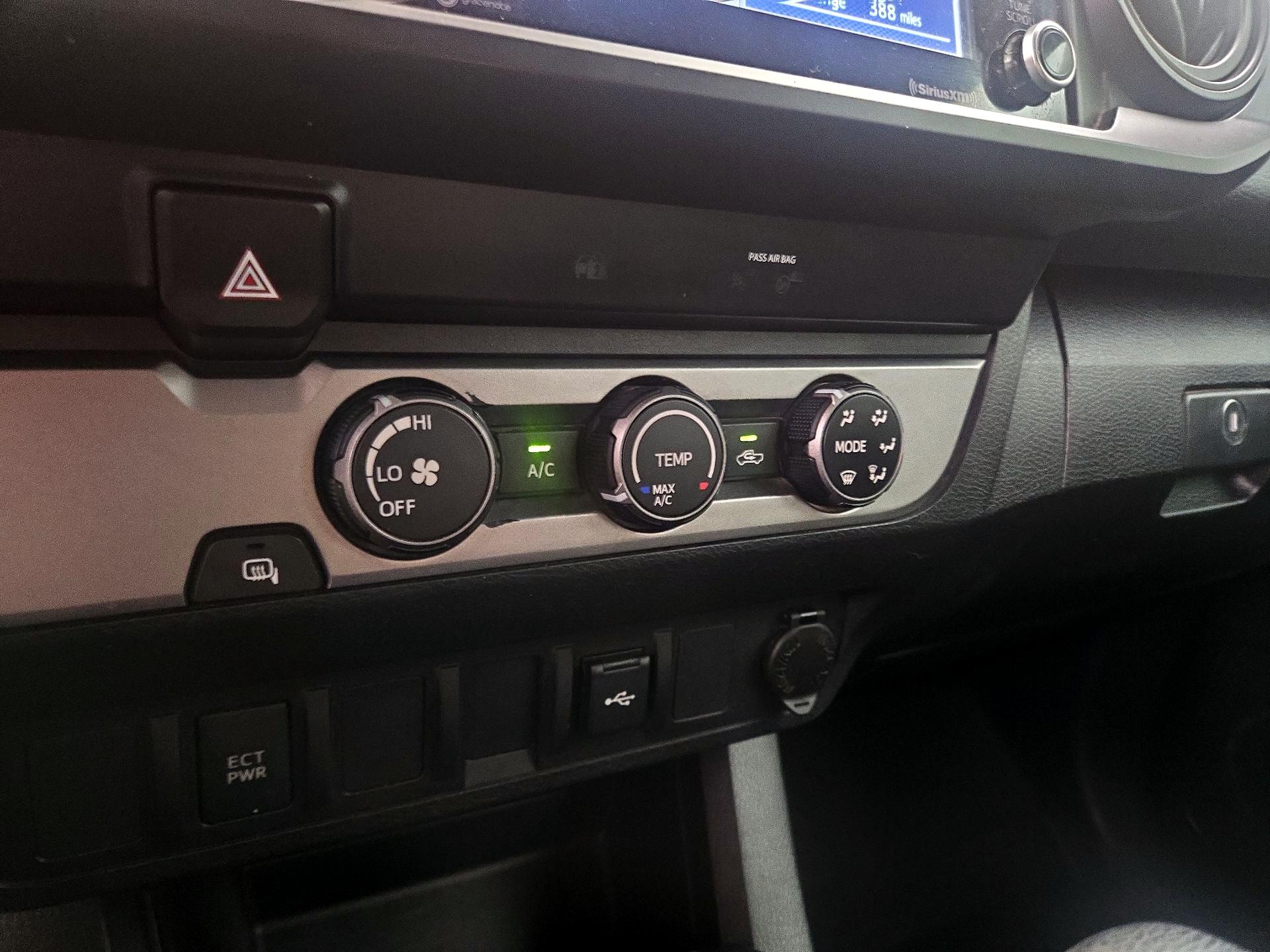 Thumbnail: 2020 Toyota Tacoma - 16