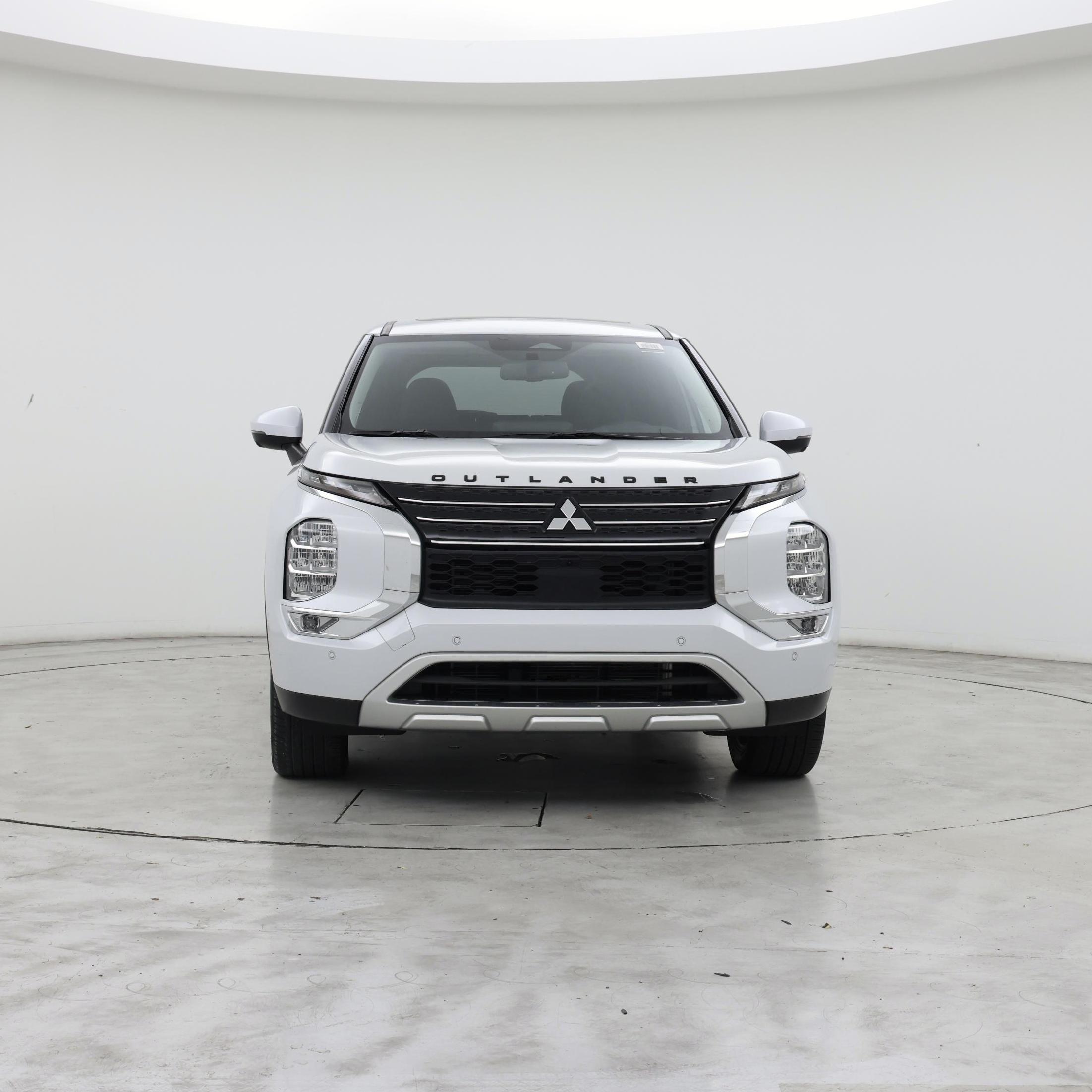 Thumbnail: 2023 Mitsubishi Outlander - 5