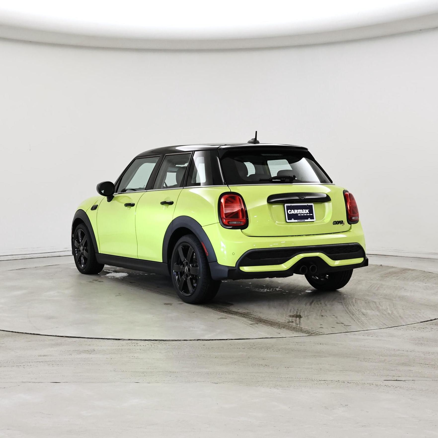 Thumbnail: 2023 MINI Cooper Hardtop - 2