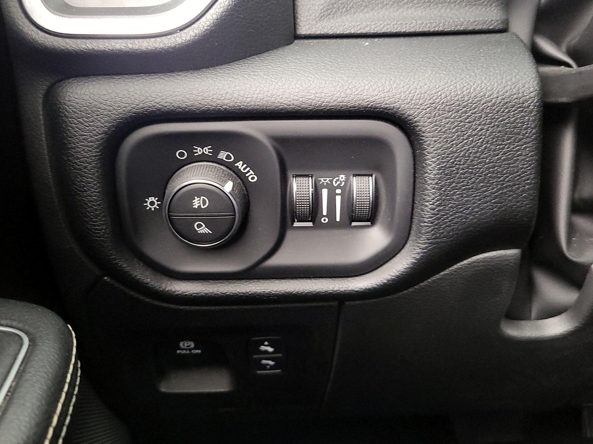 Thumbnail: 2022 RAM 1500 - 13