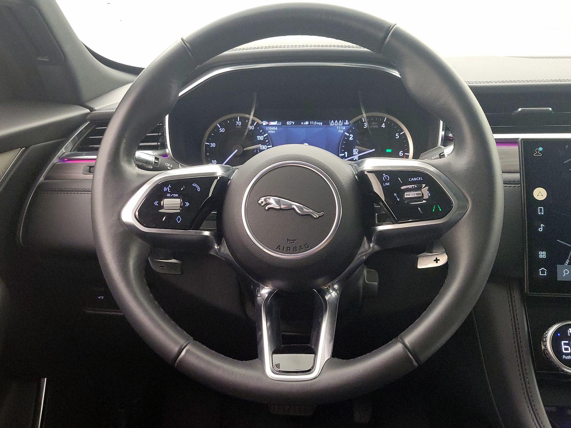 Thumbnail: 2023 Jaguar F-Pace - 10