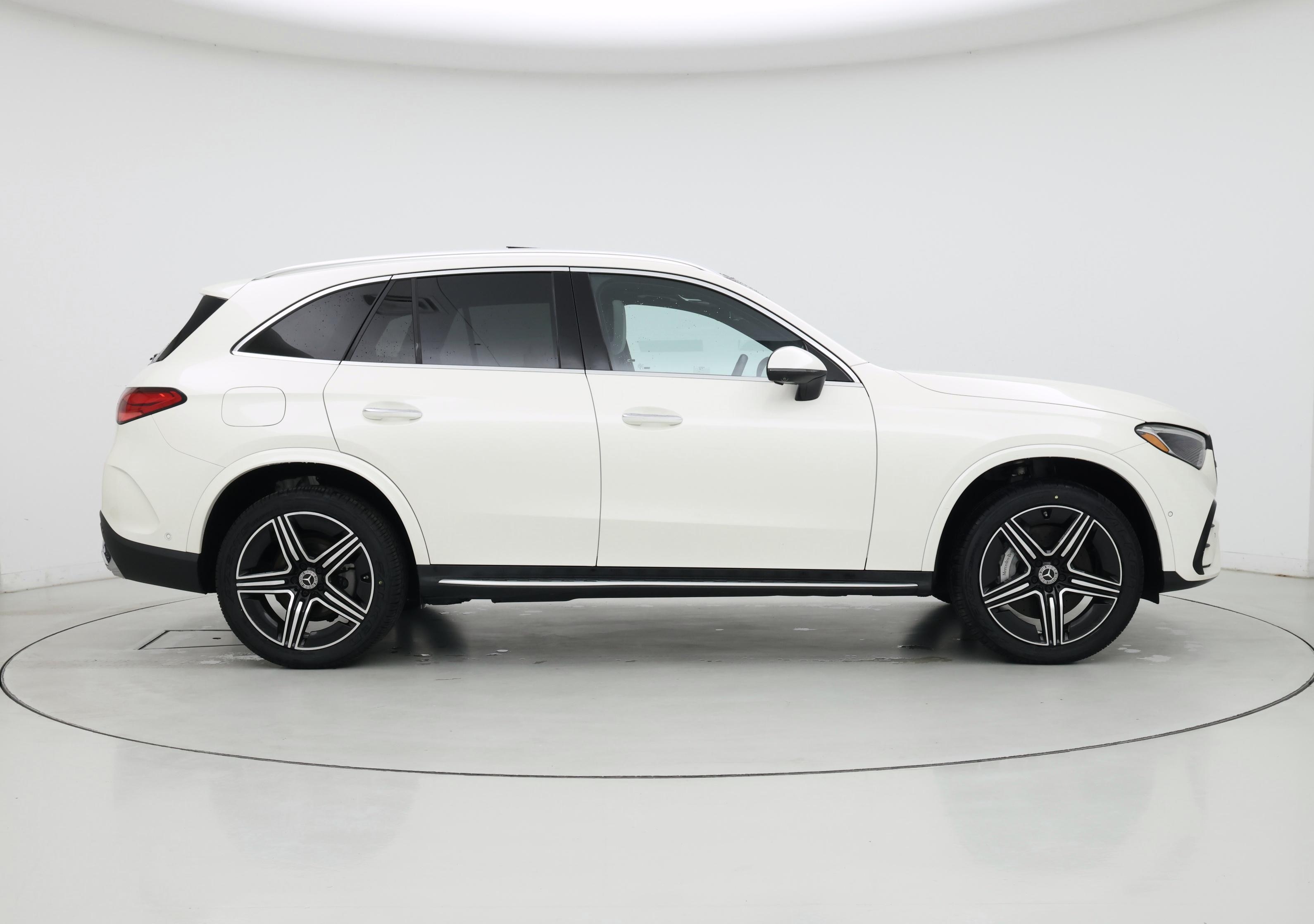 Thumbnail: 2023 Mercedes-Benz GLC - 7