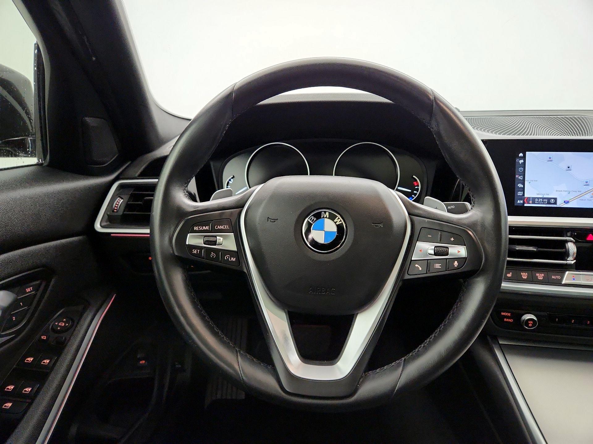 Thumbnail: 2020 BMW 3 Series - 10