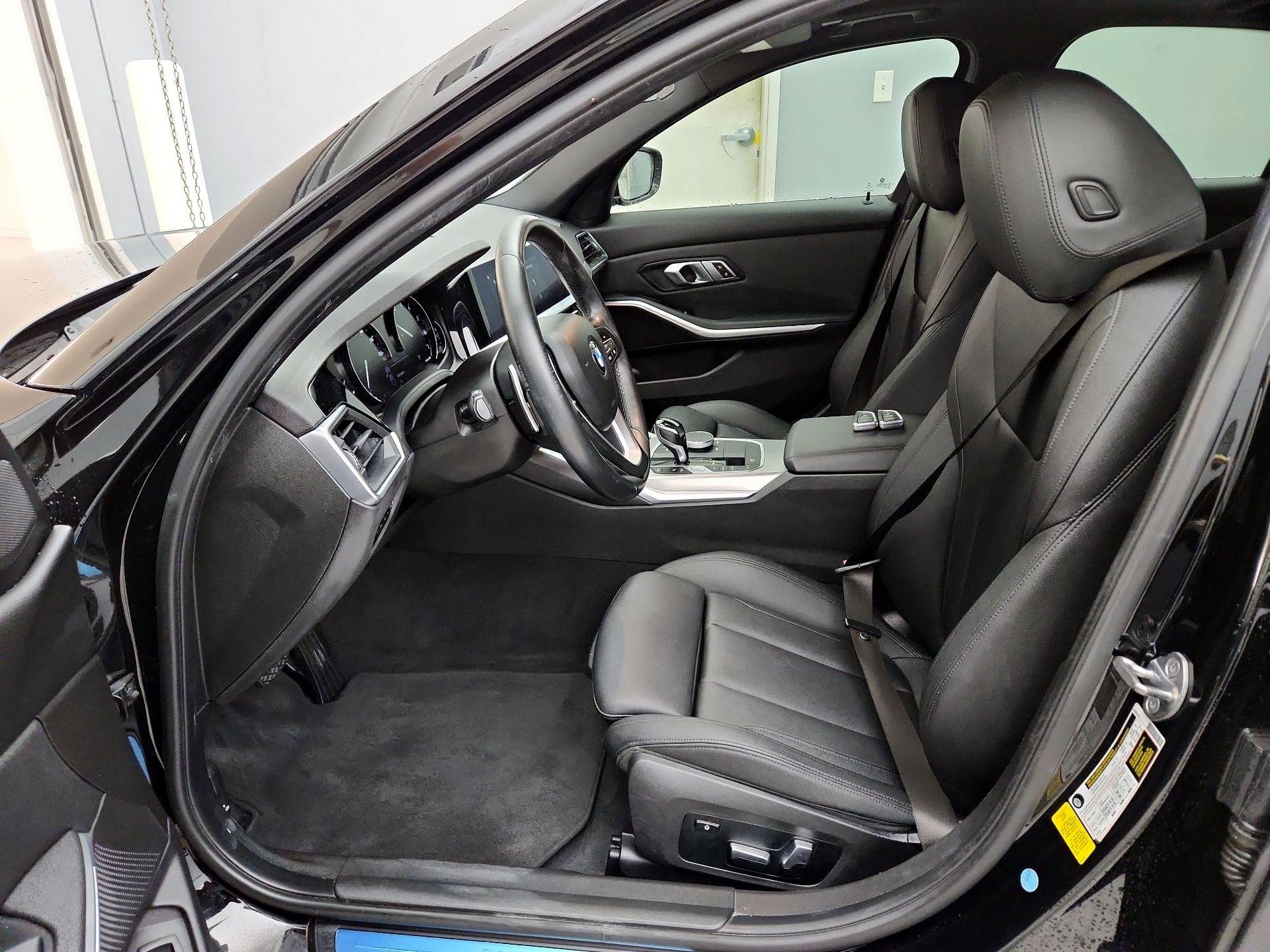 Thumbnail: 2020 BMW 3 Series - 11