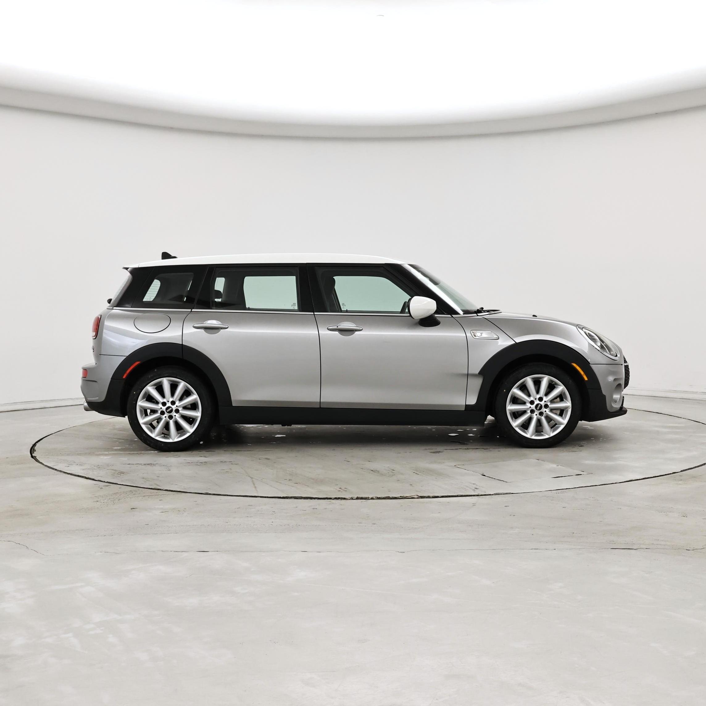 Thumbnail: 2023 MINI Cooper Clubman - 7
