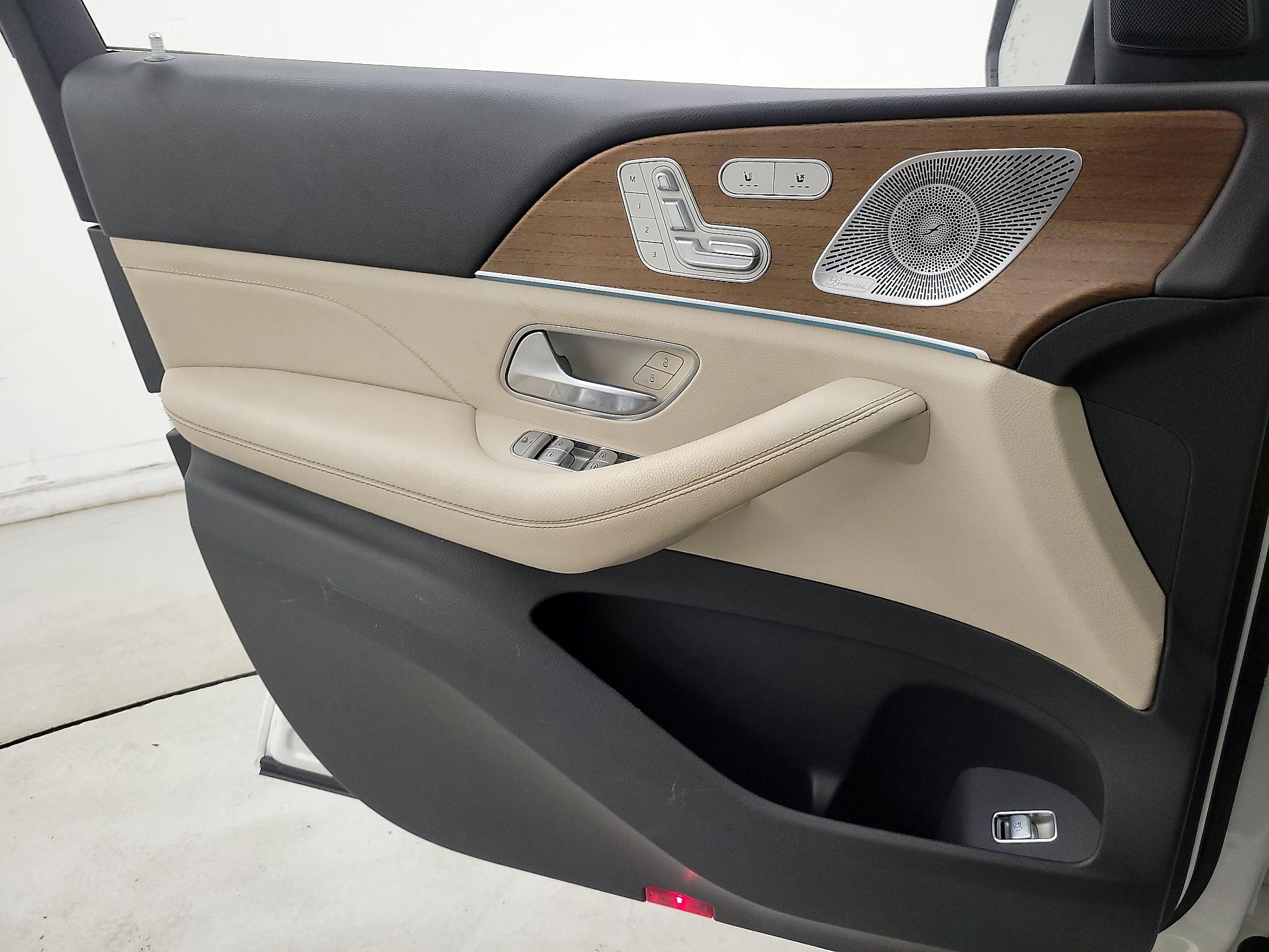 Thumbnail: 2020 Mercedes-Benz GLE - 12