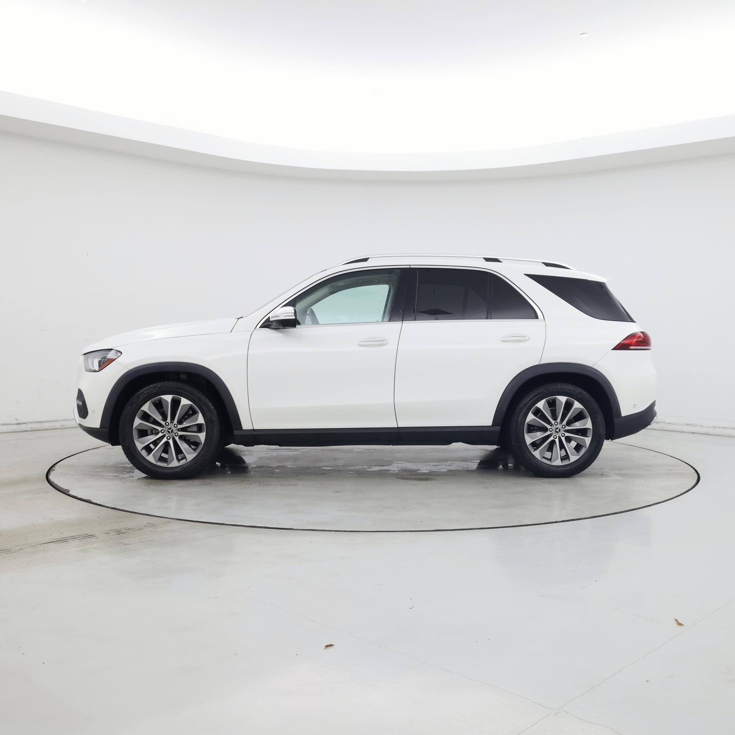 Thumbnail: 2020 Mercedes-Benz GLE - 3