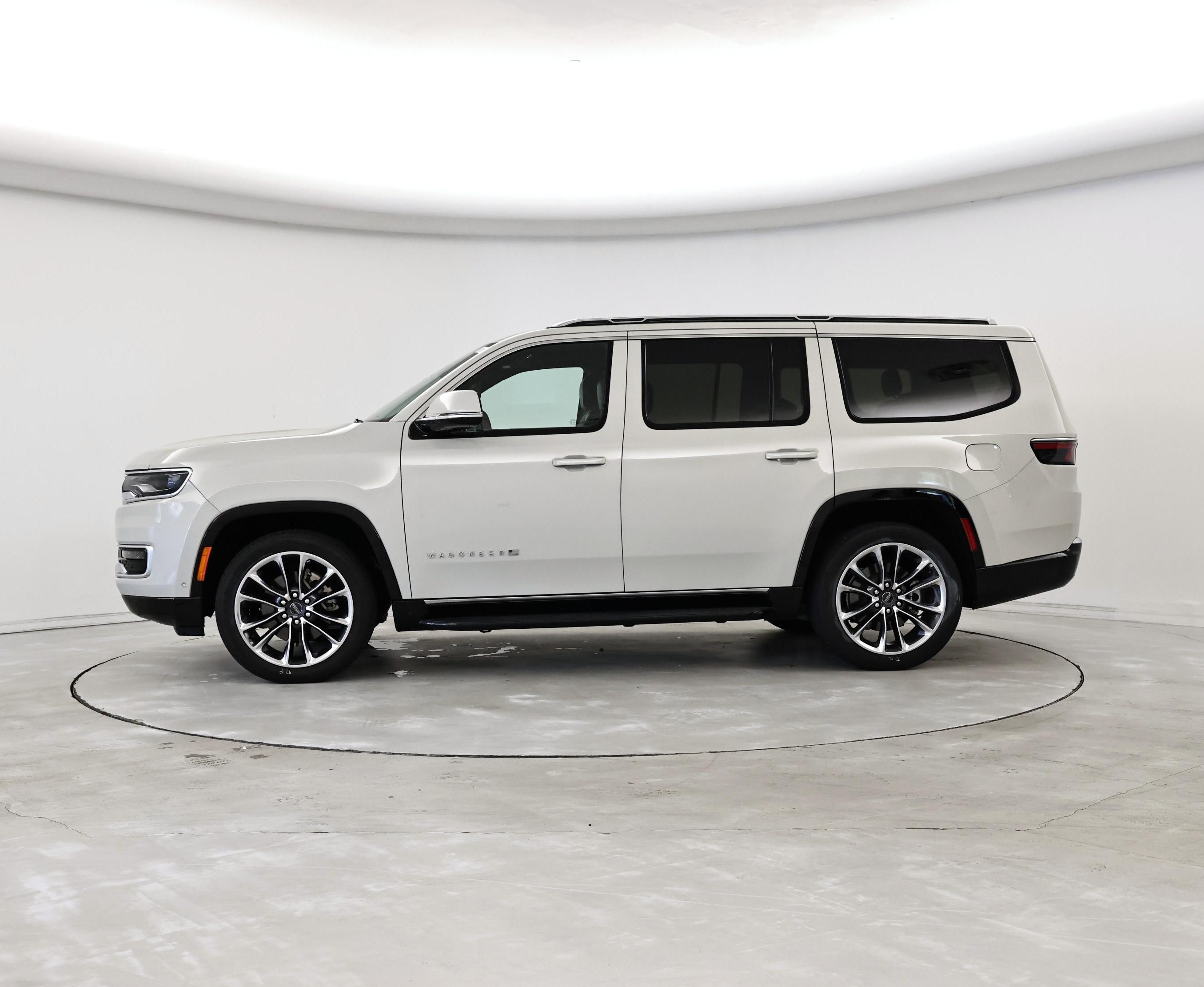 Thumbnail: 2022 Jeep Wagoneer - 3