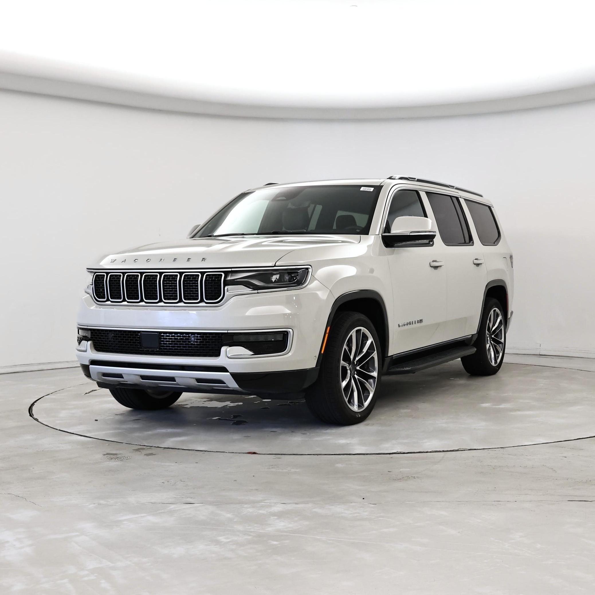 Thumbnail: 2022 Jeep Wagoneer - 4